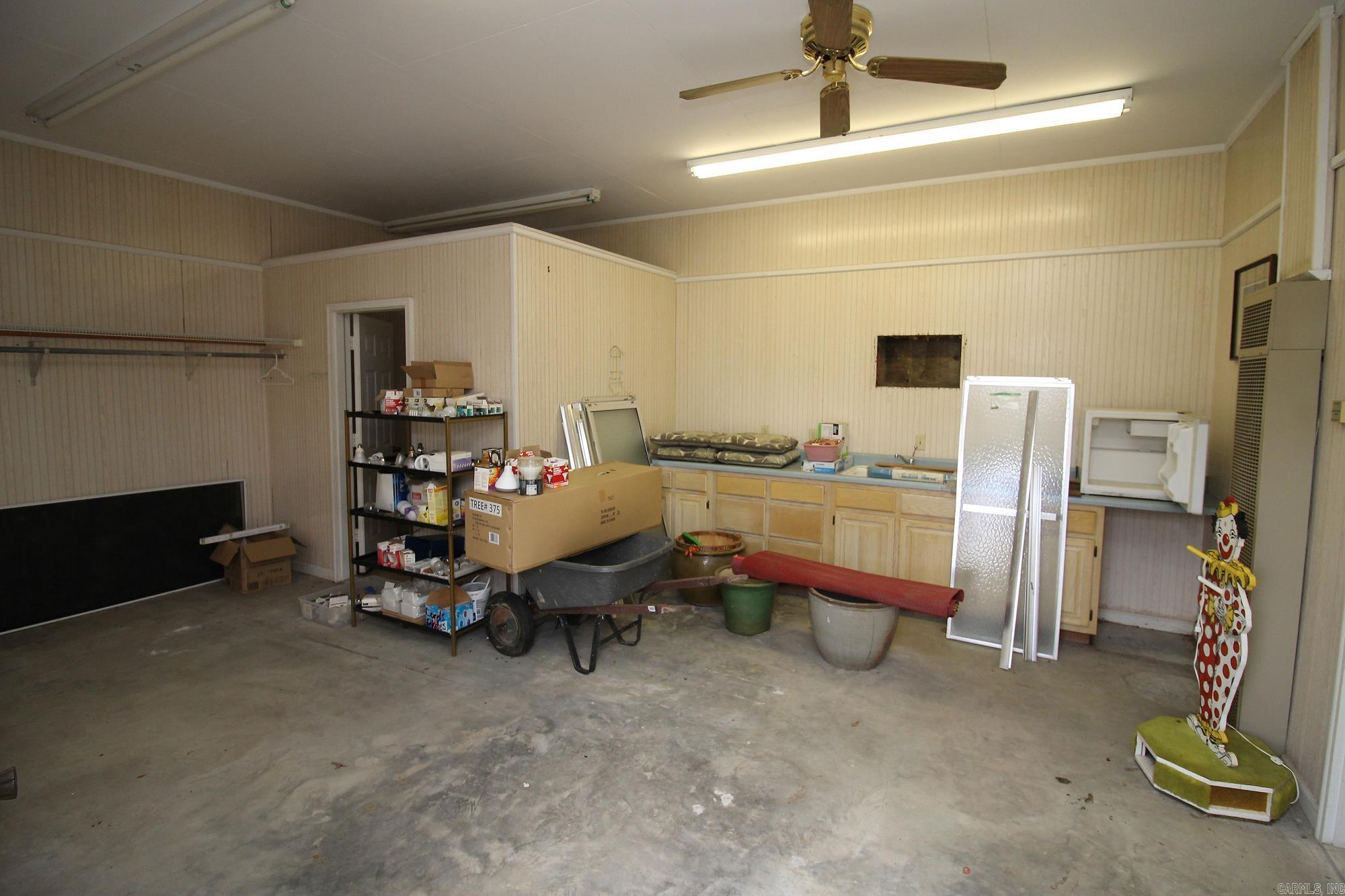 Metes & Bounds - Commercial Sale