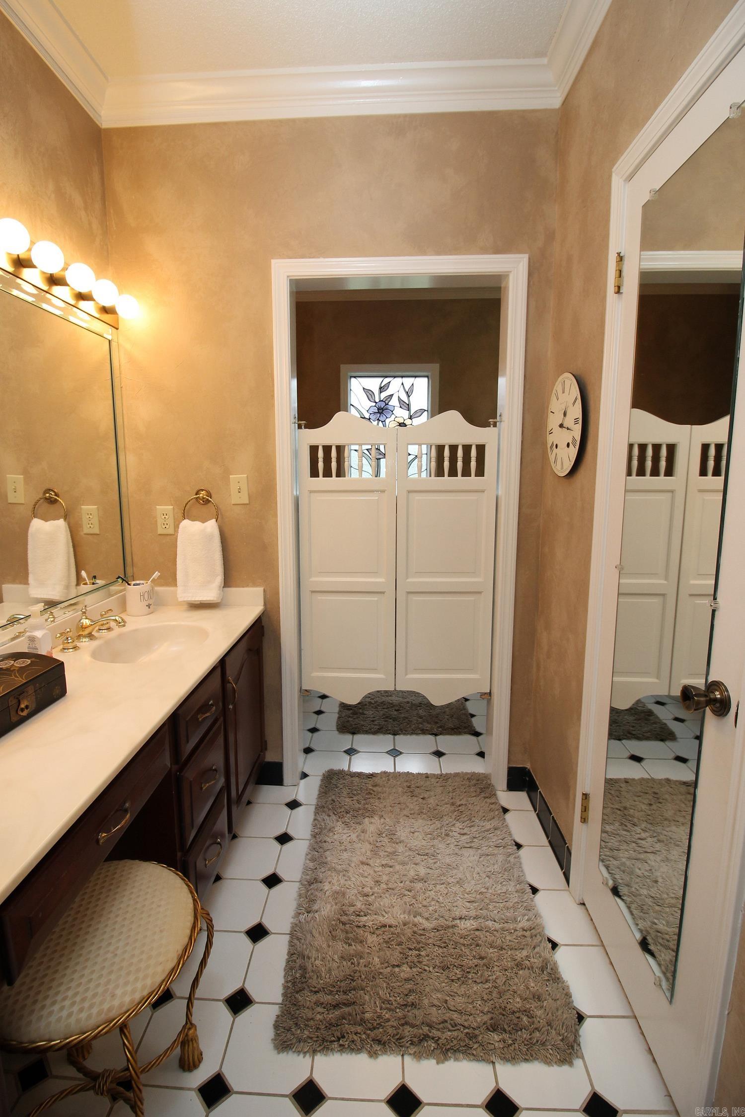 Metes & Bounds - Commercial Sale