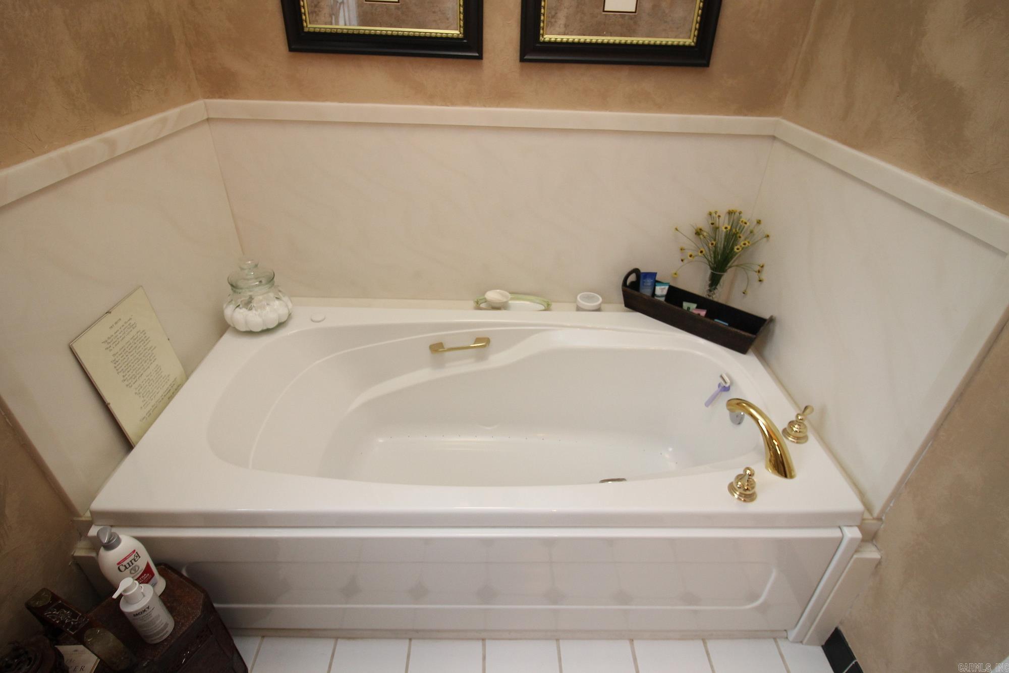 Metes & Bounds - Commercial Sale