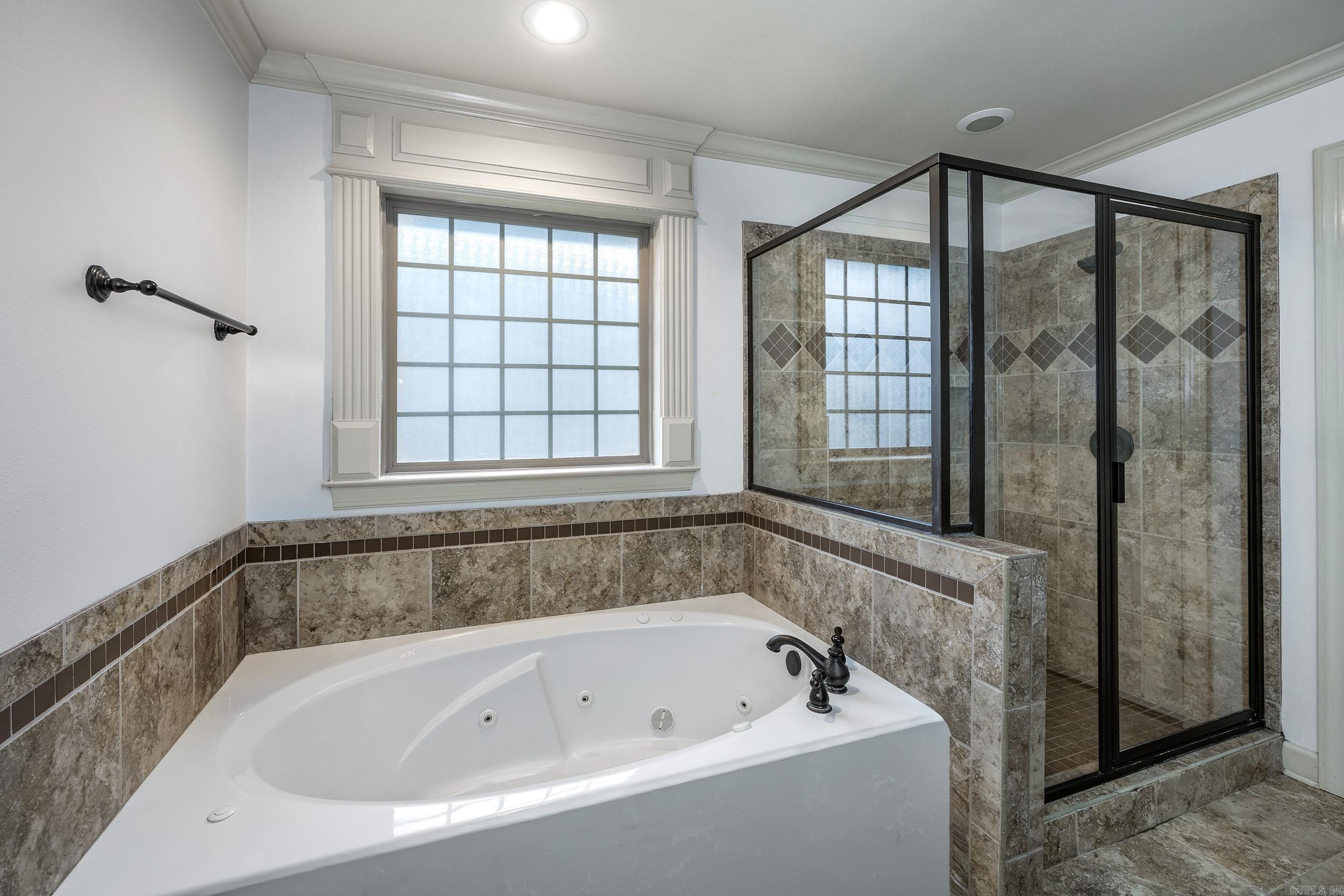 COUNTRY CLUB OF AR THE PH XXIII - Residential