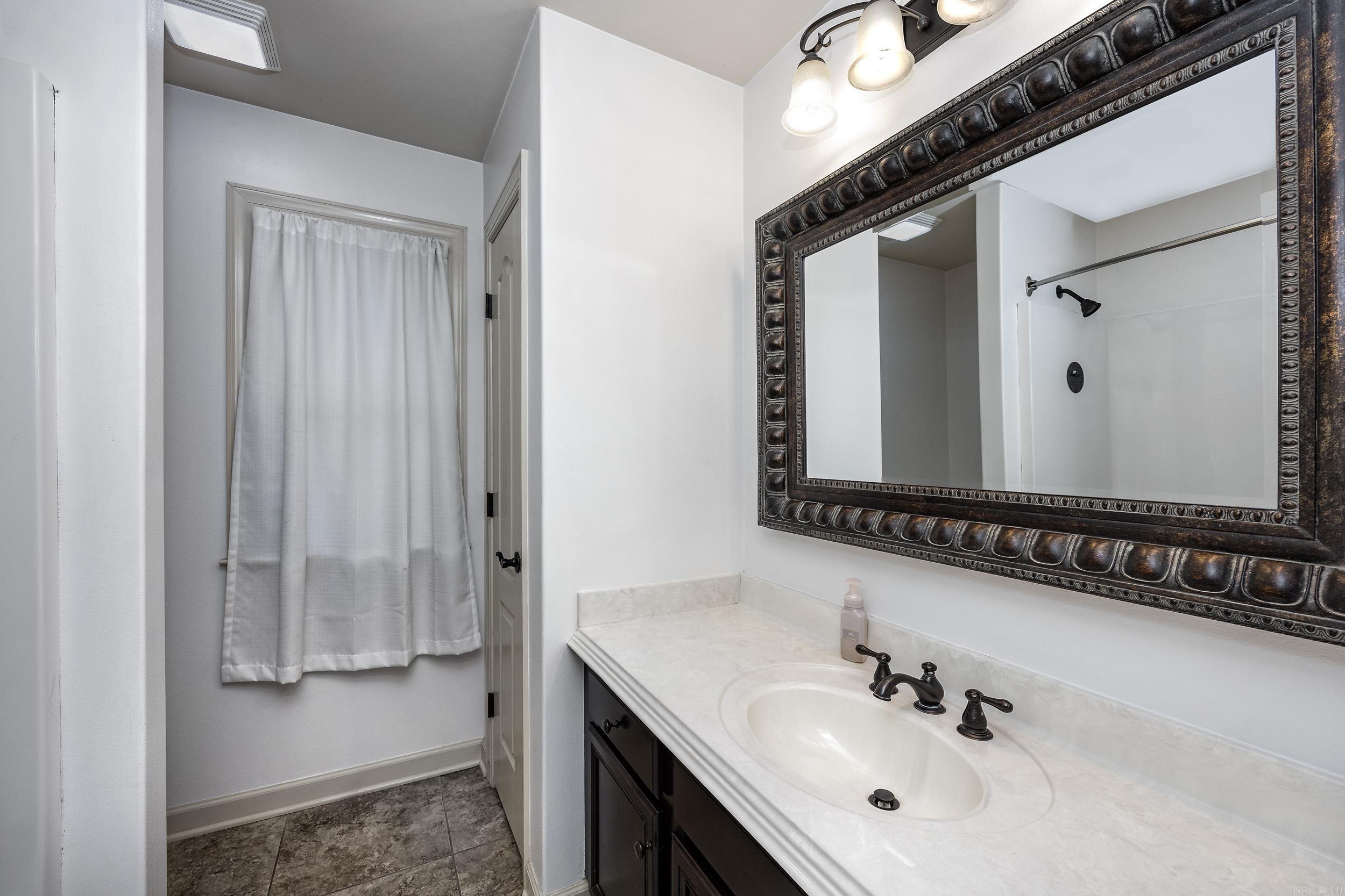 COUNTRY CLUB OF AR THE PH XXIII - Residential