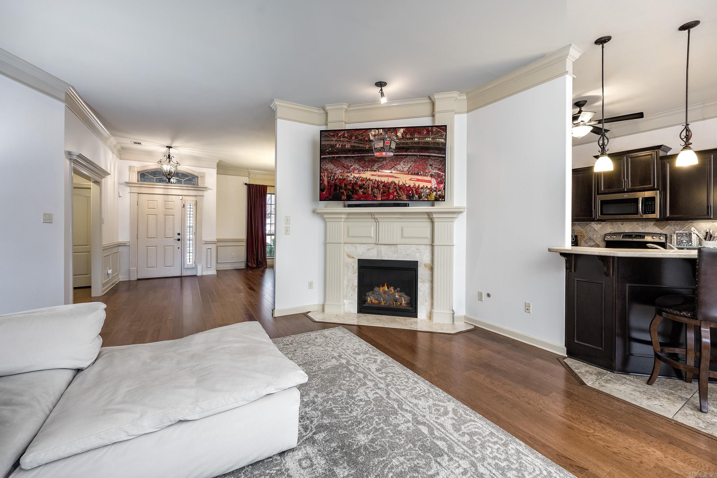 COUNTRY CLUB OF AR THE PH XXIII - Residential