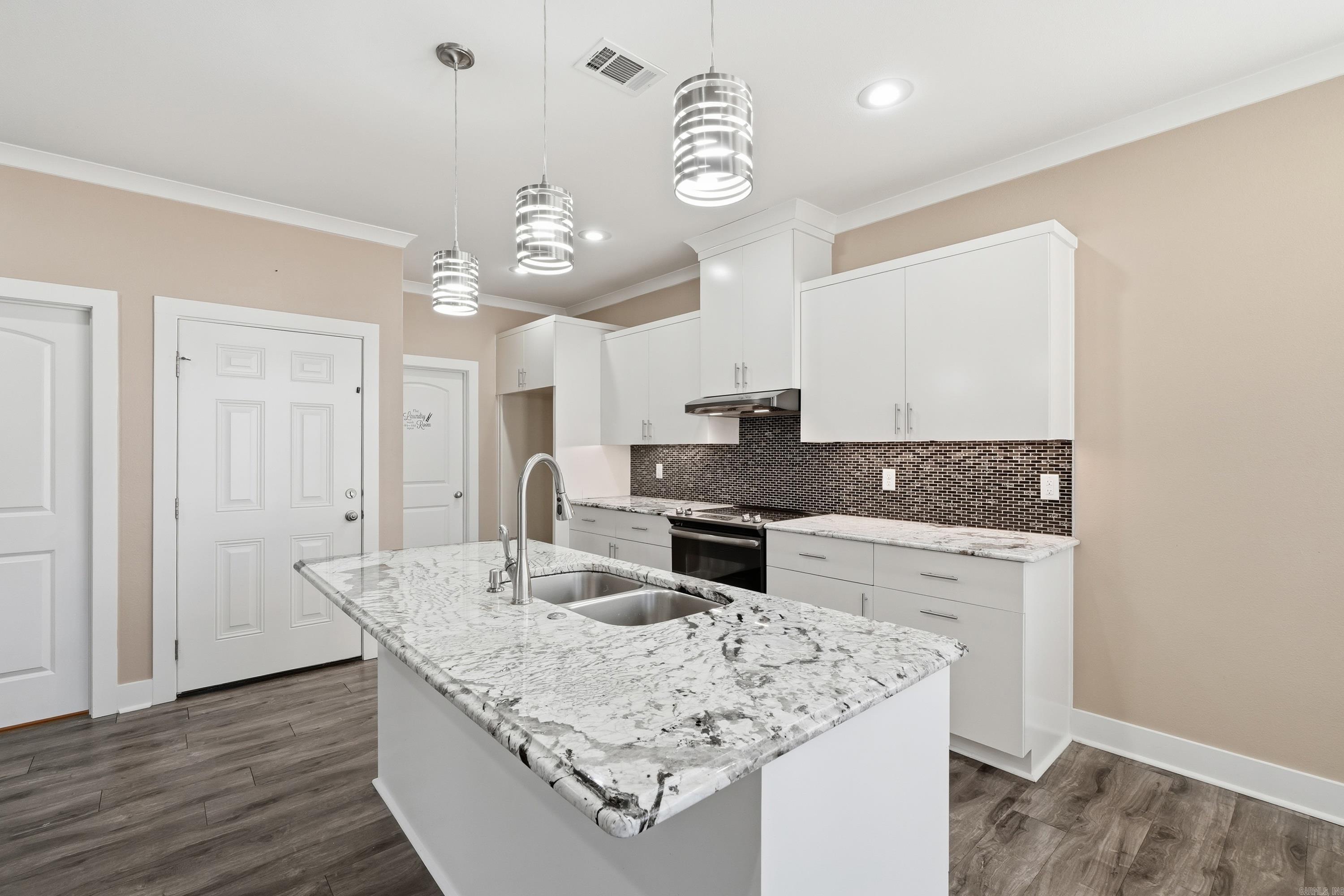 ANDRES PLACE - Residential