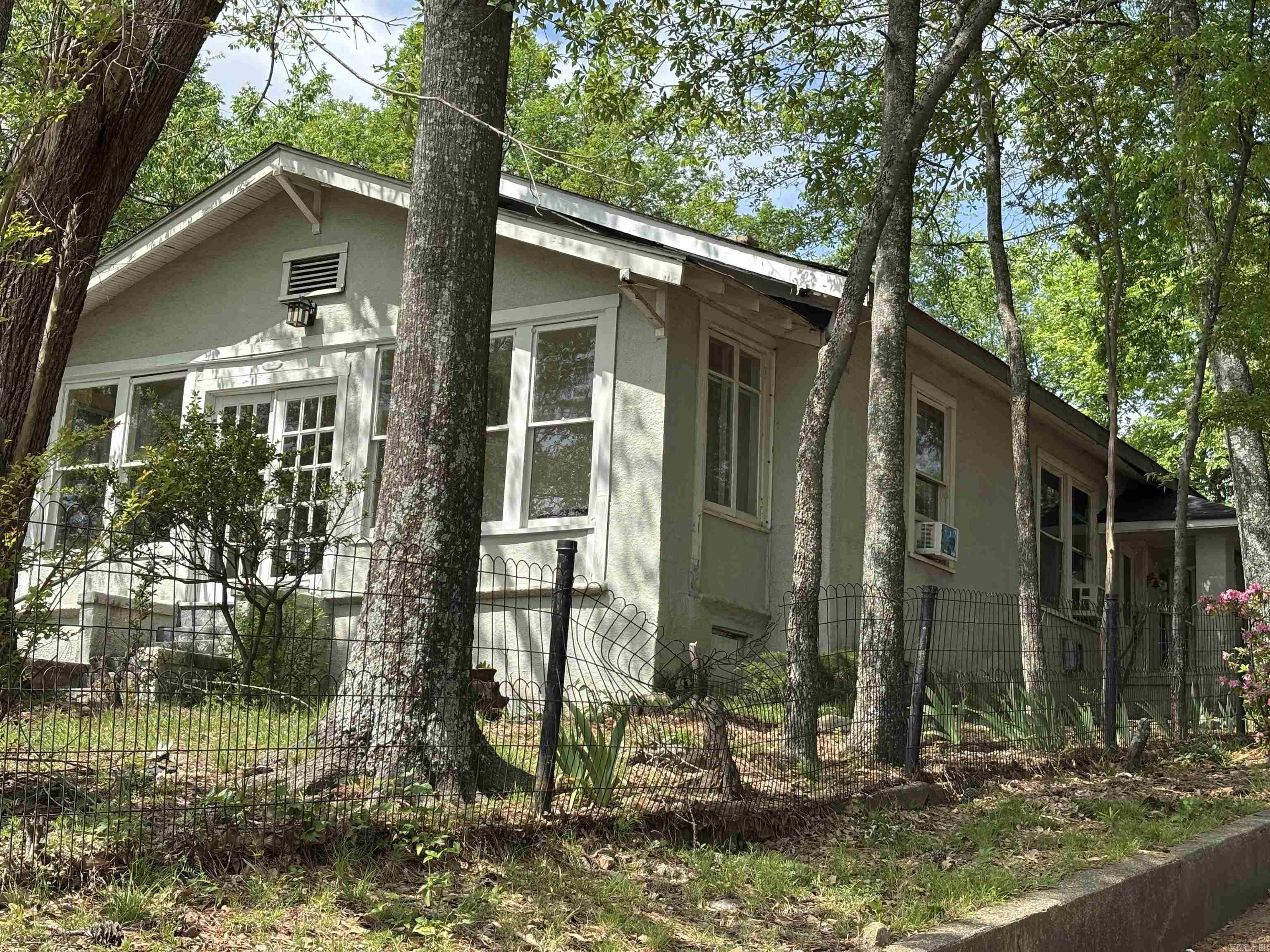 Metes & Bounds - Residential Income