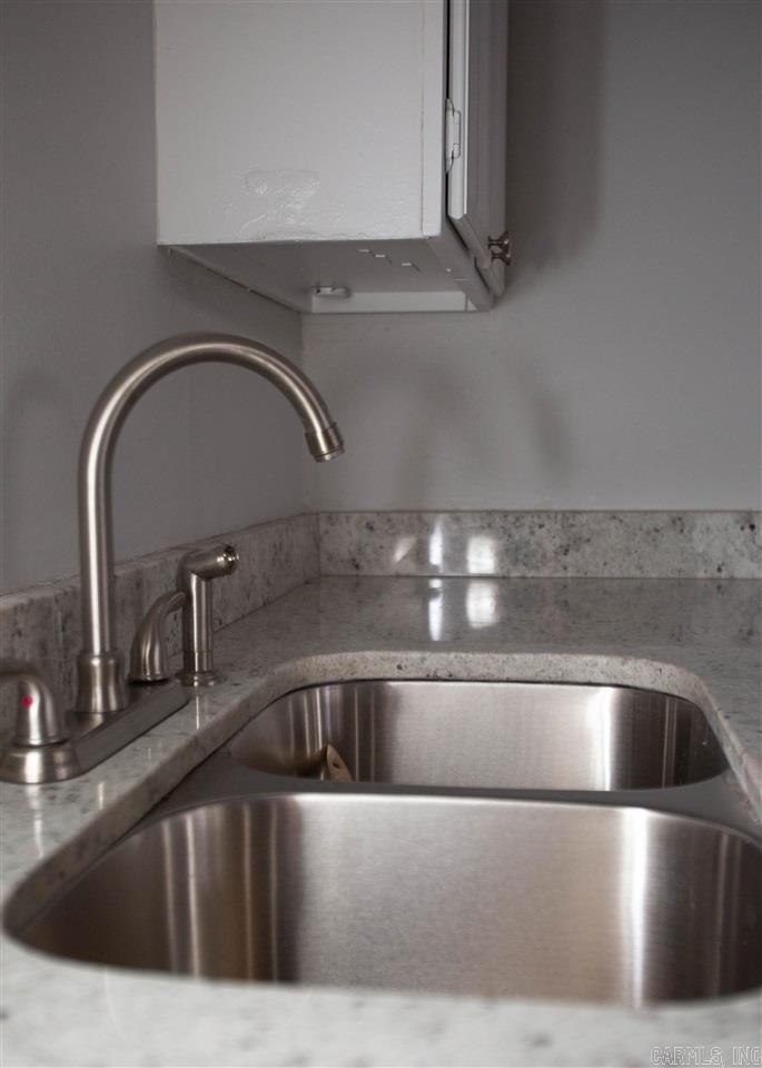 Meadowcliff - Residential Lease