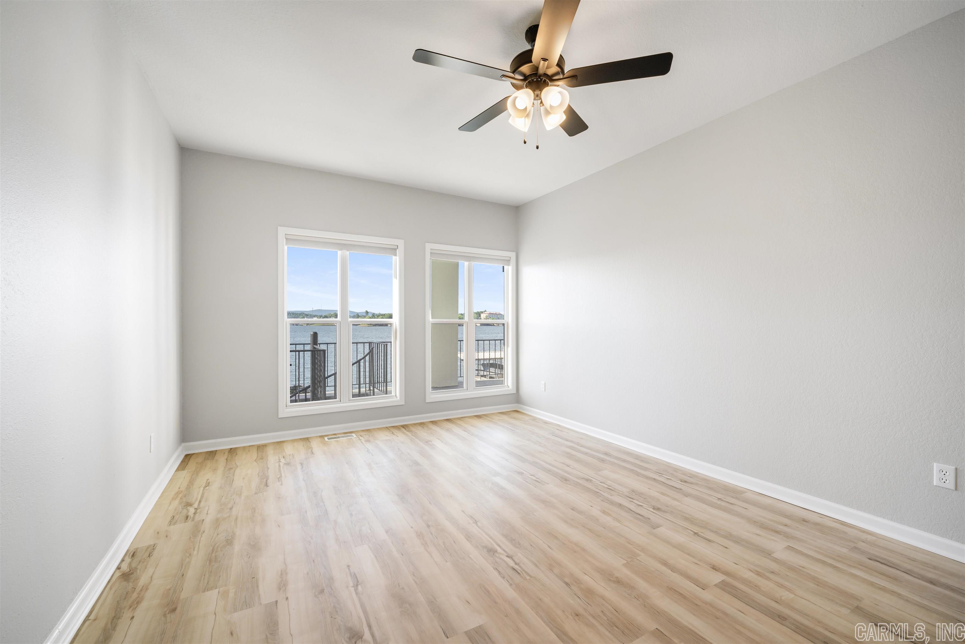 Hamilton Oaks - Residential