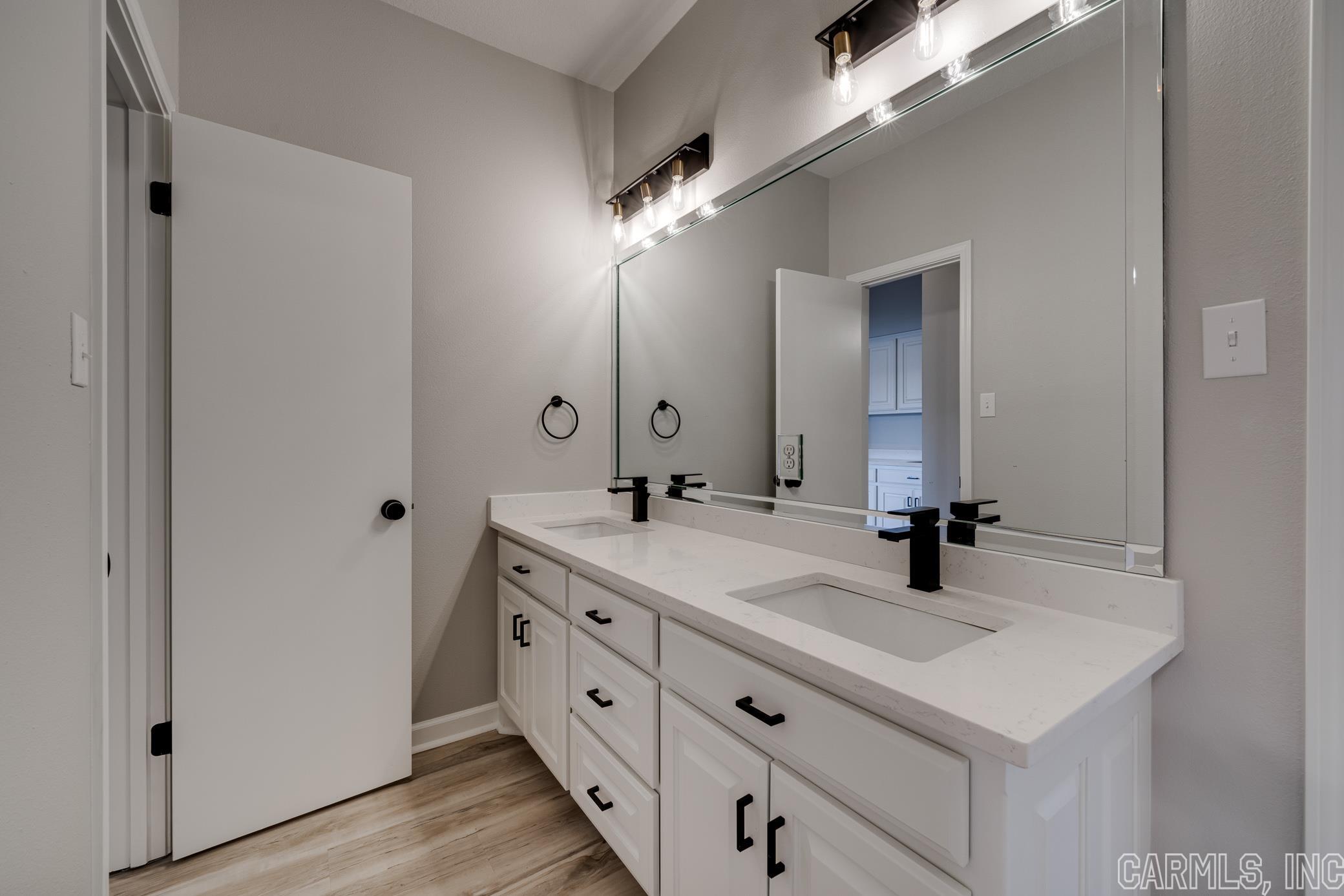 Hamilton Oaks - Residential