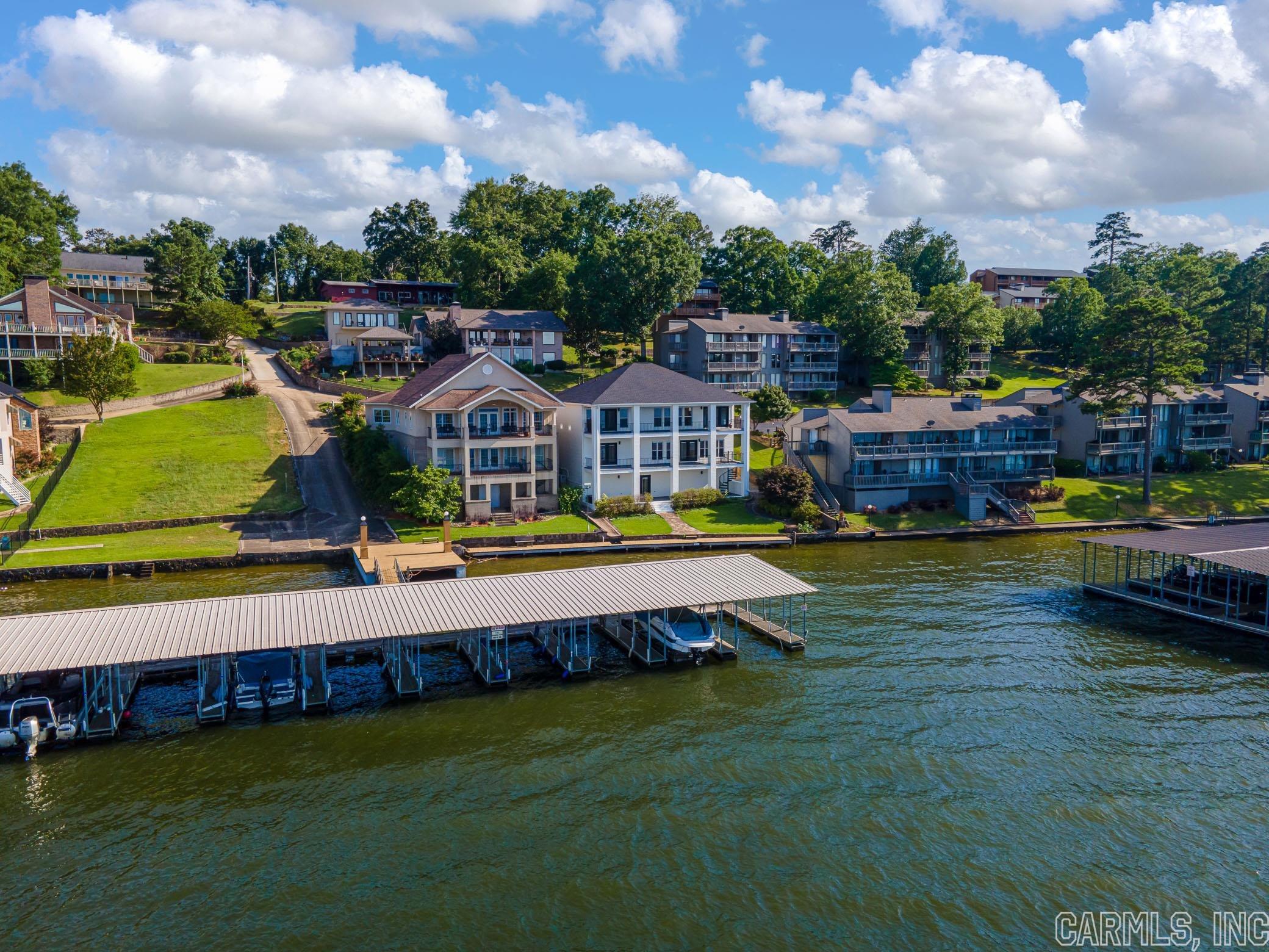 Hamilton Oaks - Residential