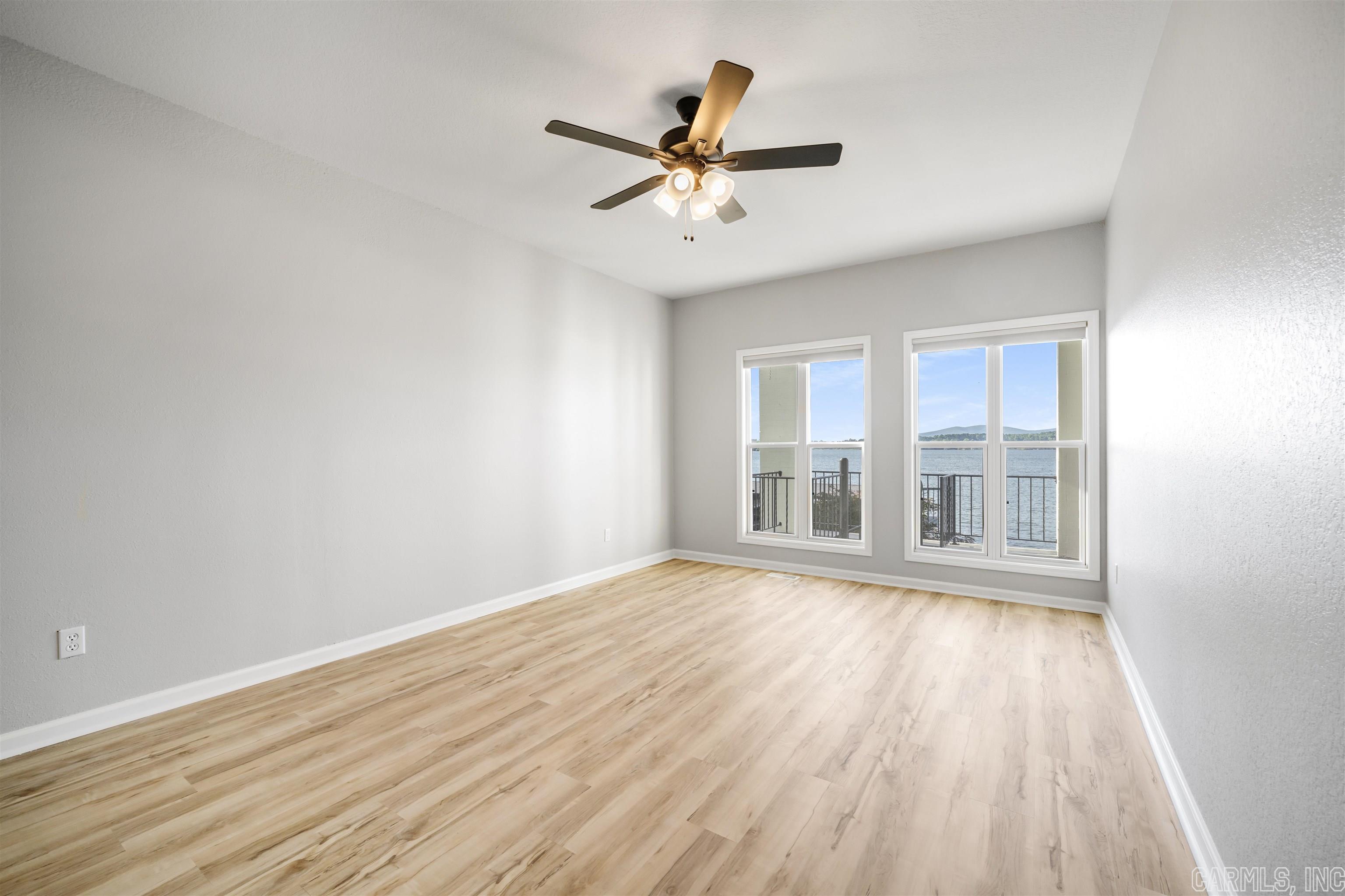 Hamilton Oaks - Residential