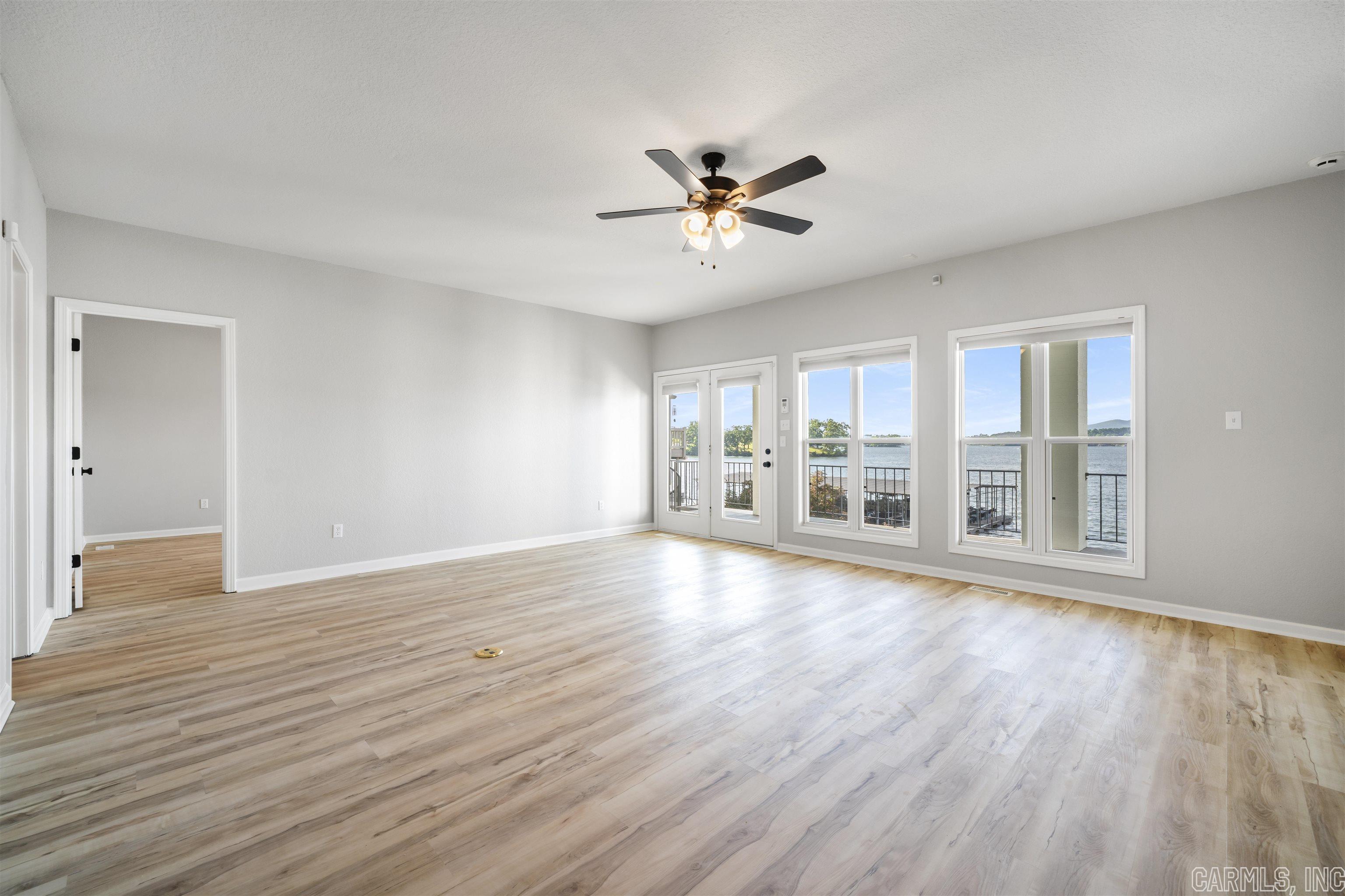 Hamilton Oaks - Residential