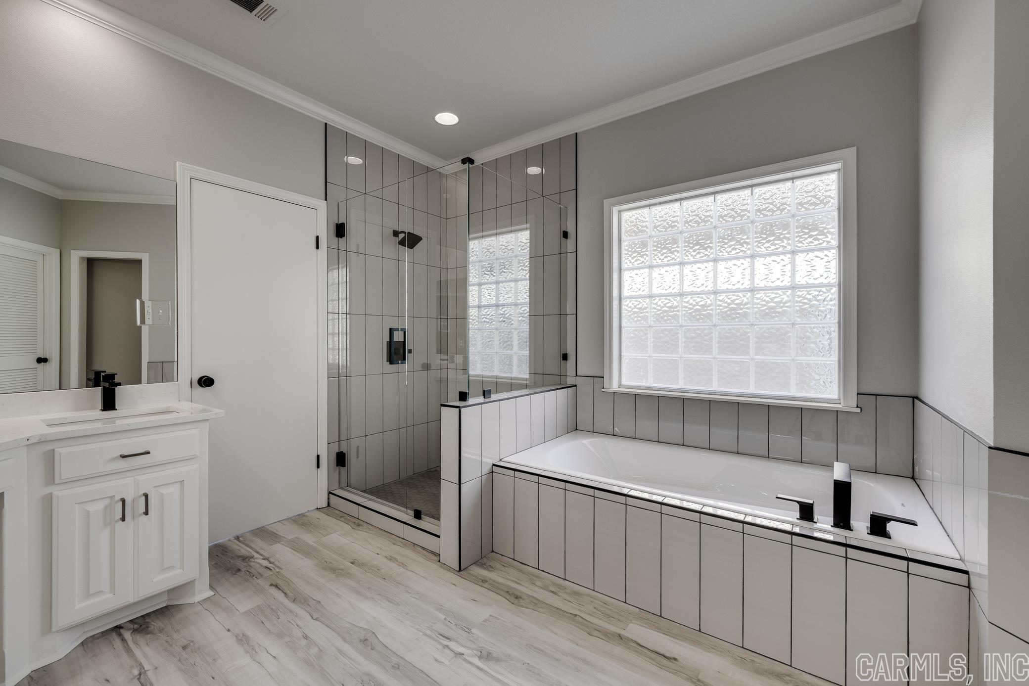 Hamilton Oaks - Residential