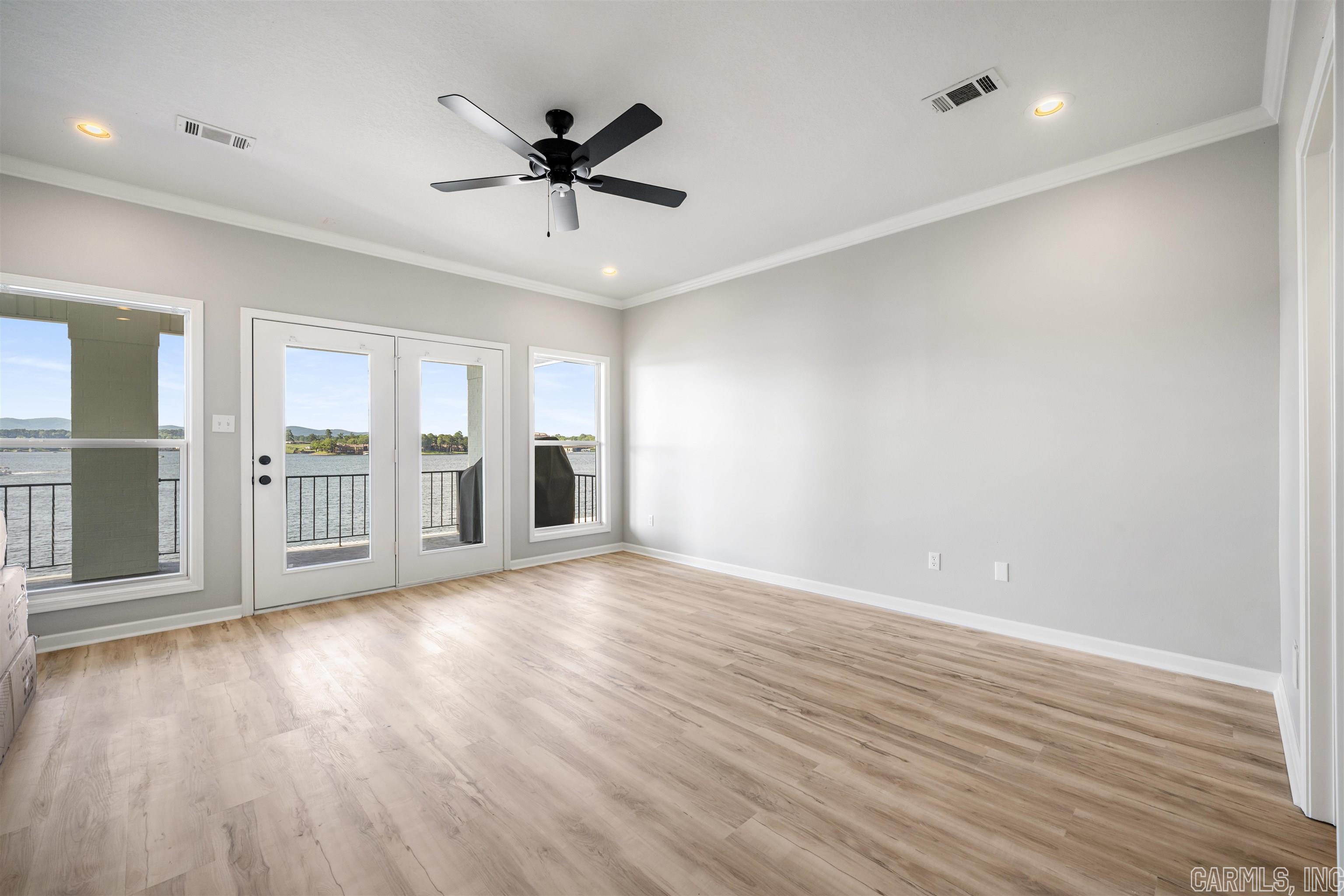 Hamilton Oaks - Residential