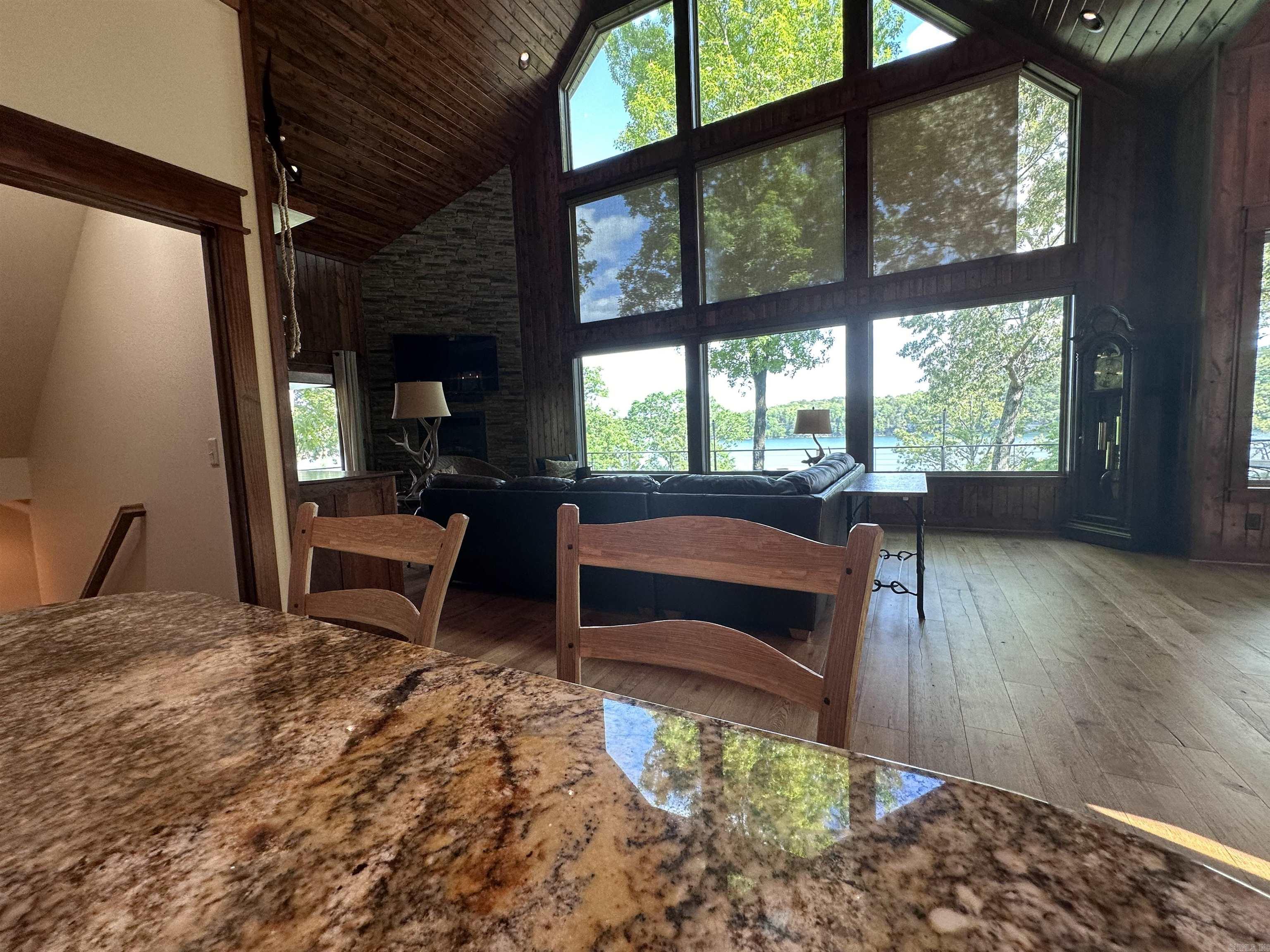 BELMONT ACRES - LAKE - Residential