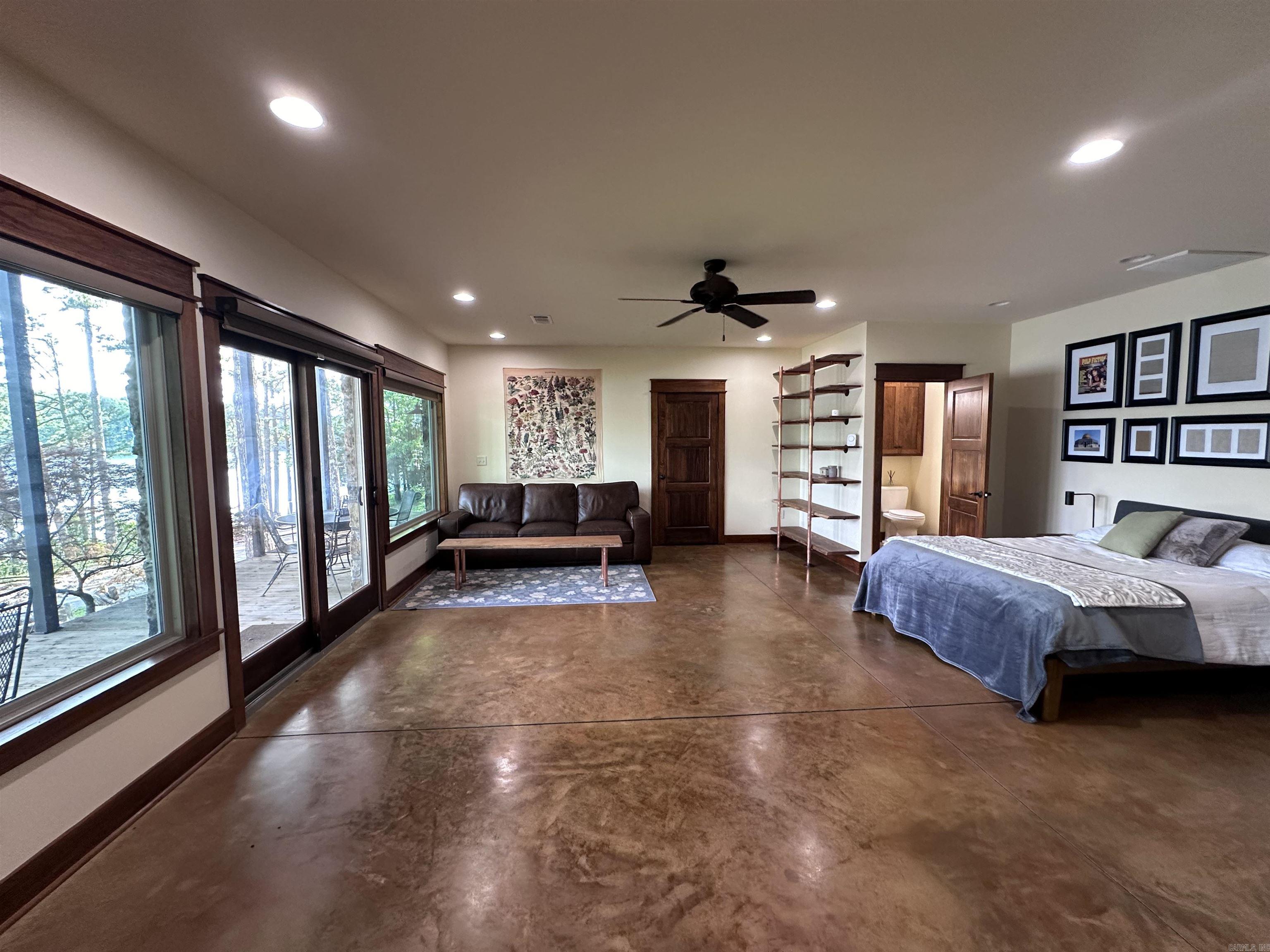 BELMONT ACRES - LAKE - Residential