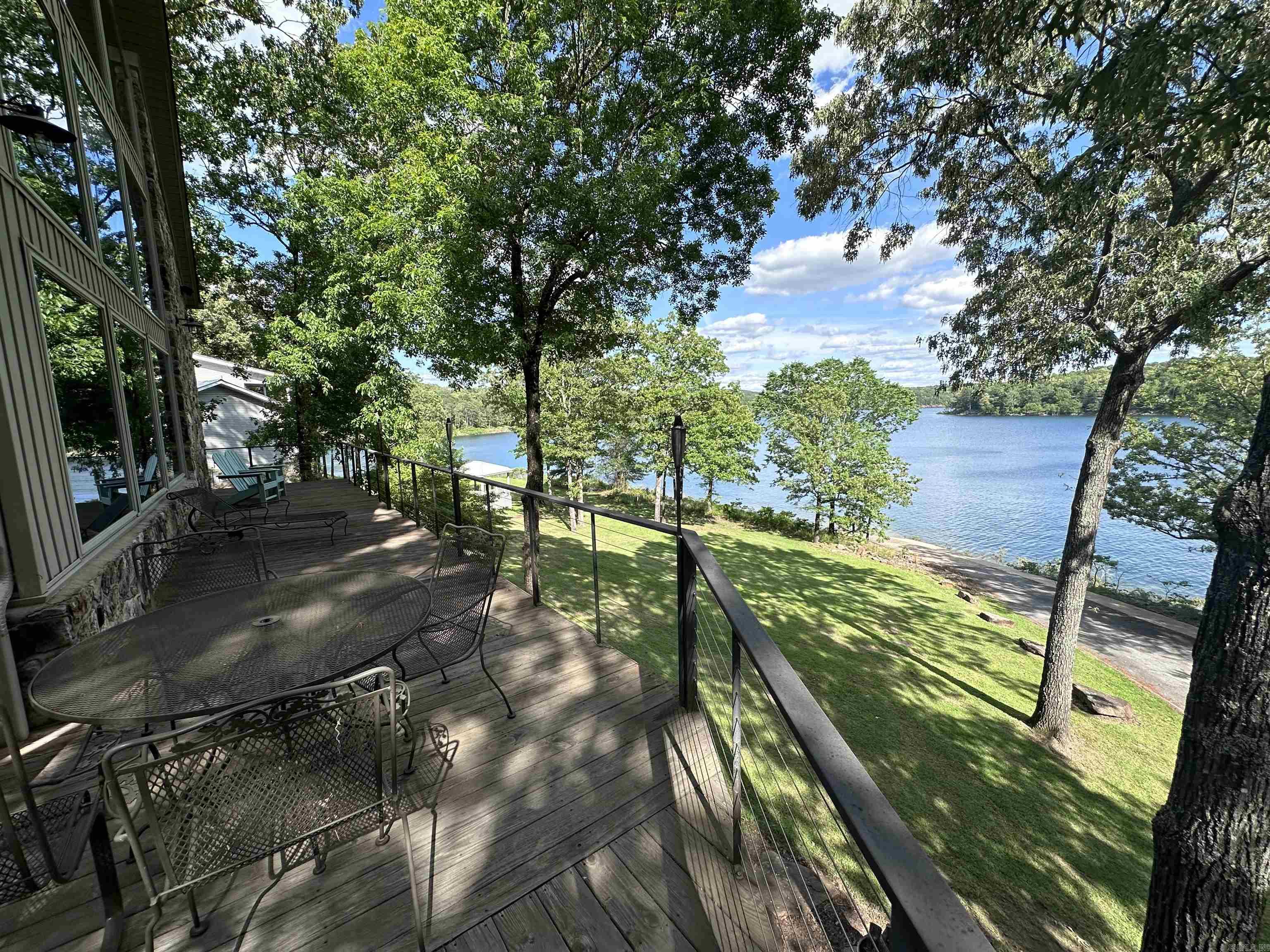 BELMONT ACRES - LAKE - Residential