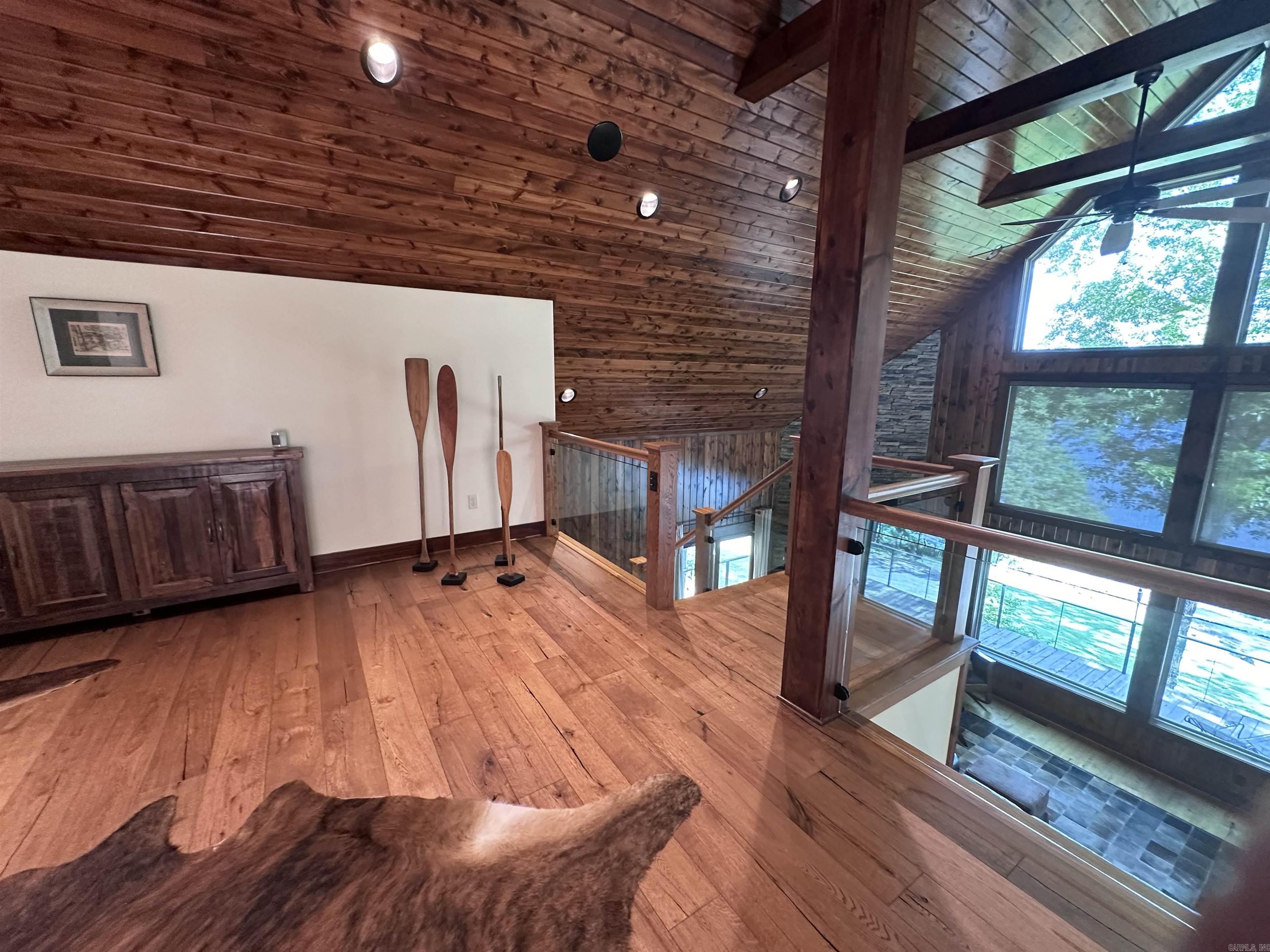 BELMONT ACRES - LAKE - Residential