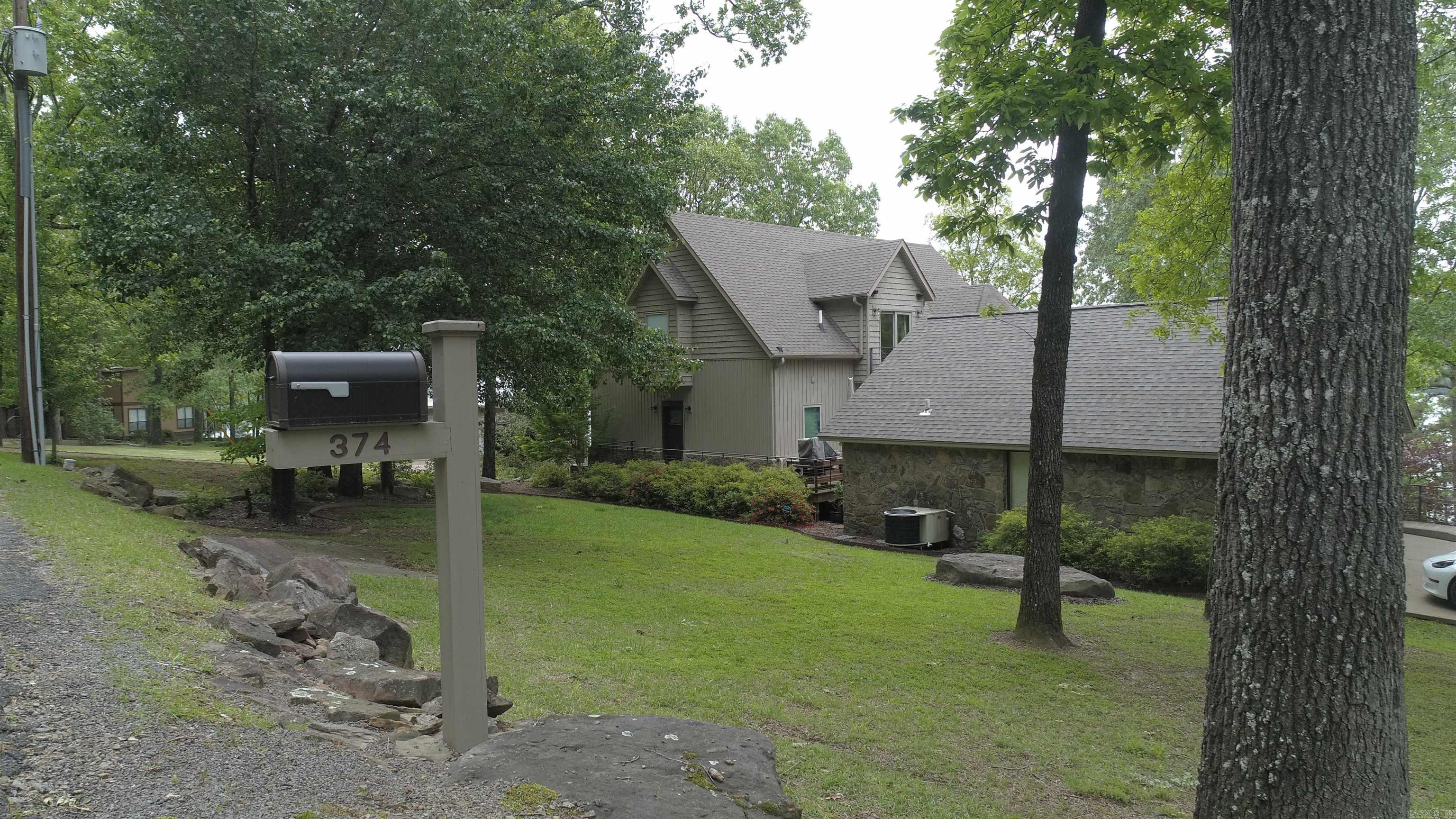 BELMONT ACRES - LAKE - Residential