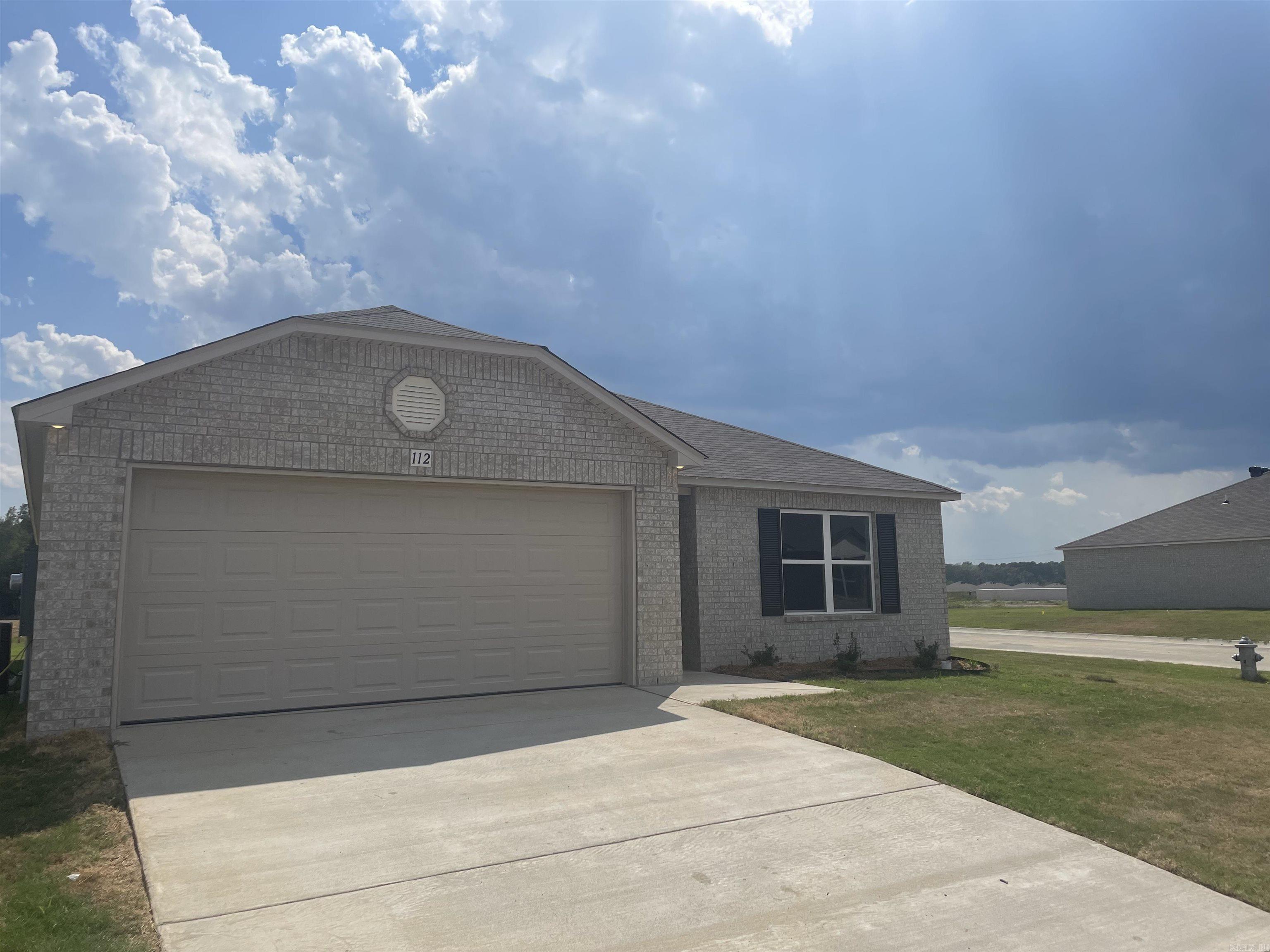 CYPRESS BEND AT WHITE OAK CROSSI - Residential