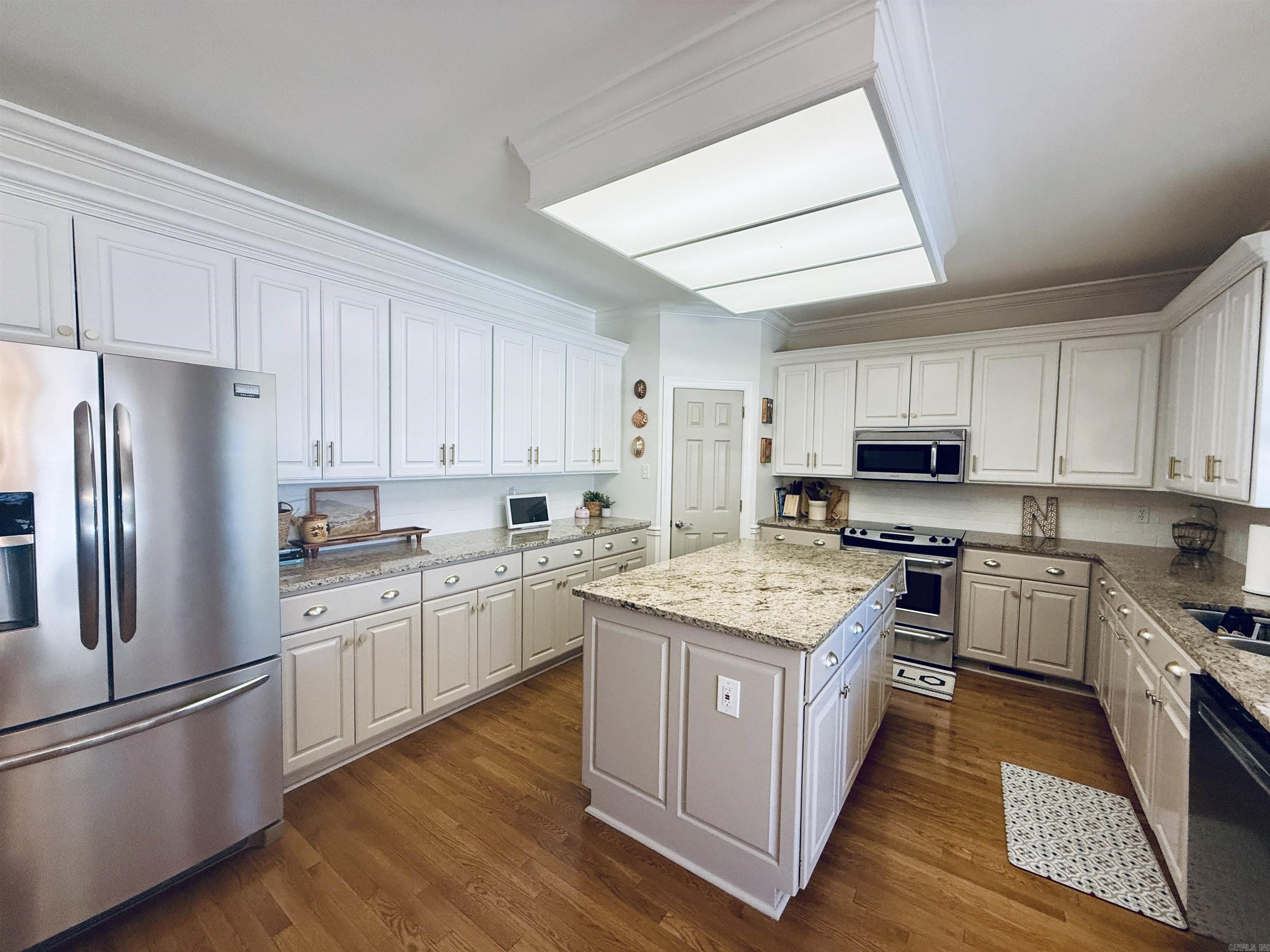 CHENAL VALLEY ABERDEEN - Residential