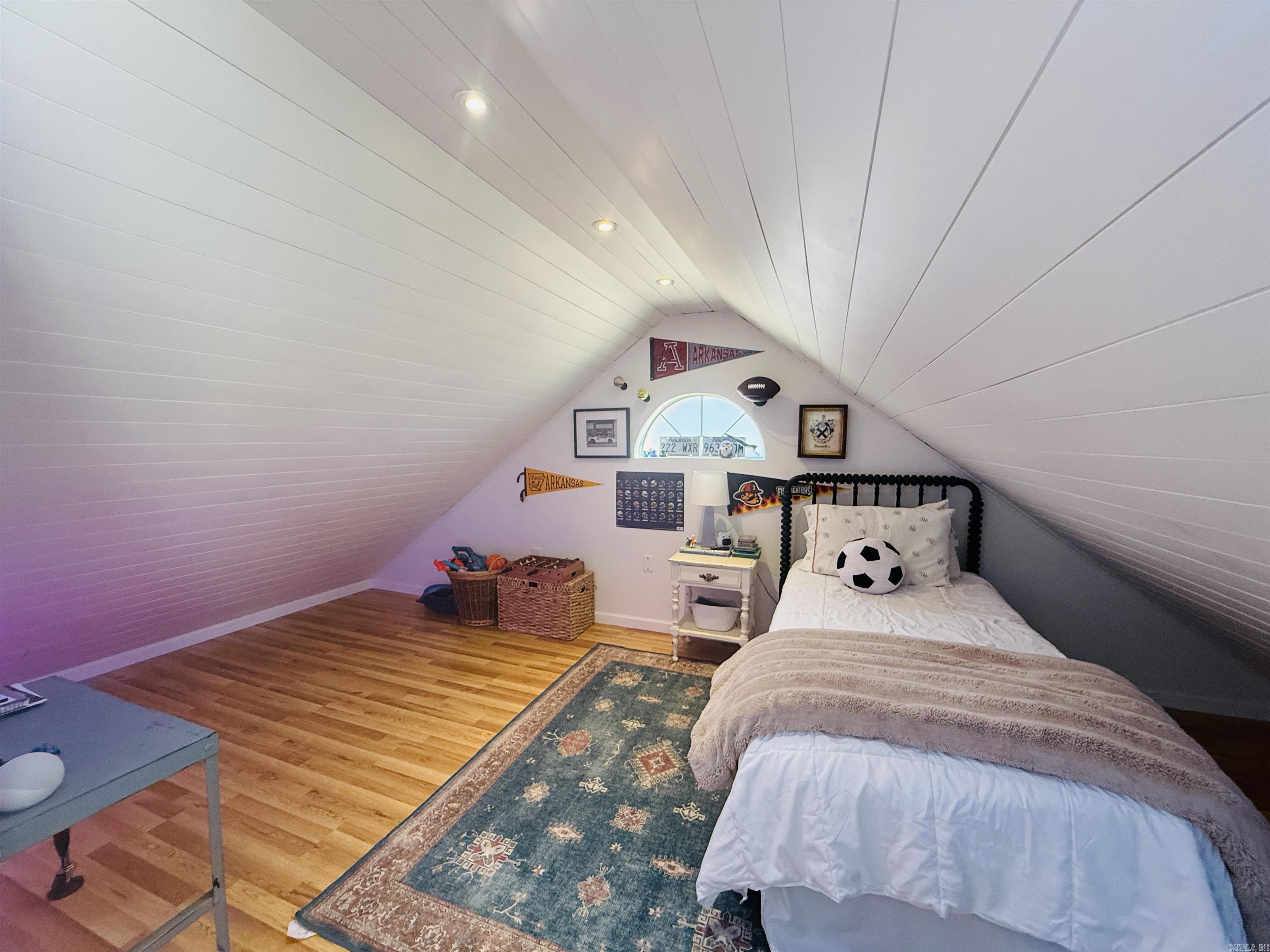 CHENAL VALLEY ABERDEEN - Residential