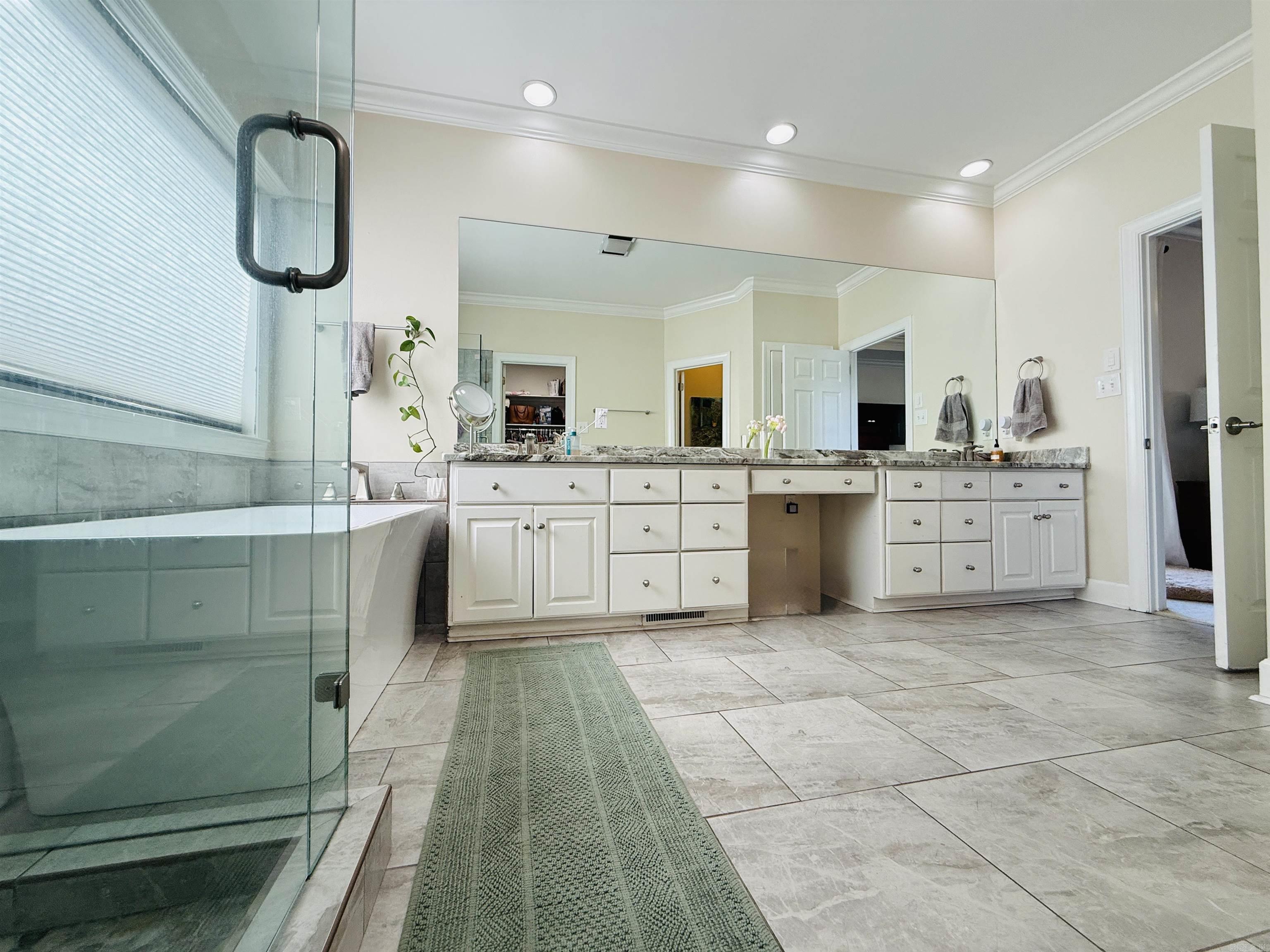 CHENAL VALLEY ABERDEEN - Residential