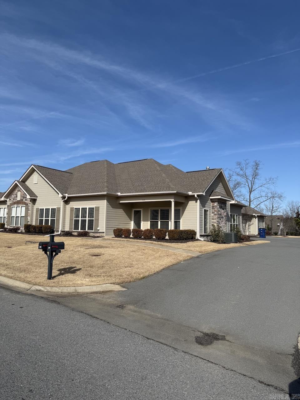 MOUNTAIN TERRACE ESTATES TOWNHOM - Residential