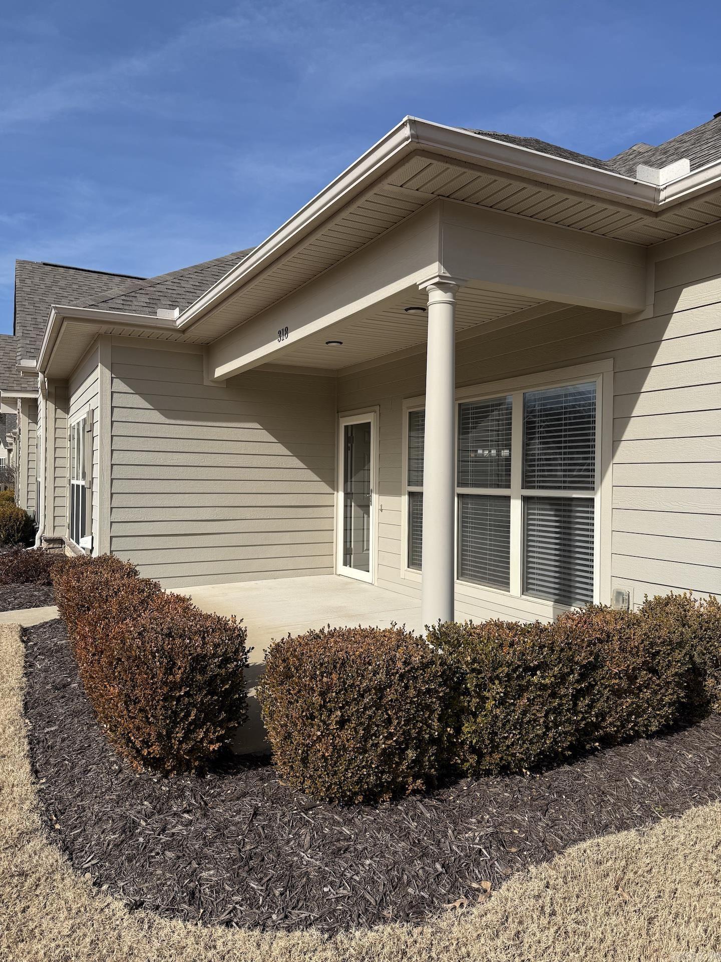 MOUNTAIN TERRACE ESTATES TOWNHOM - Residential