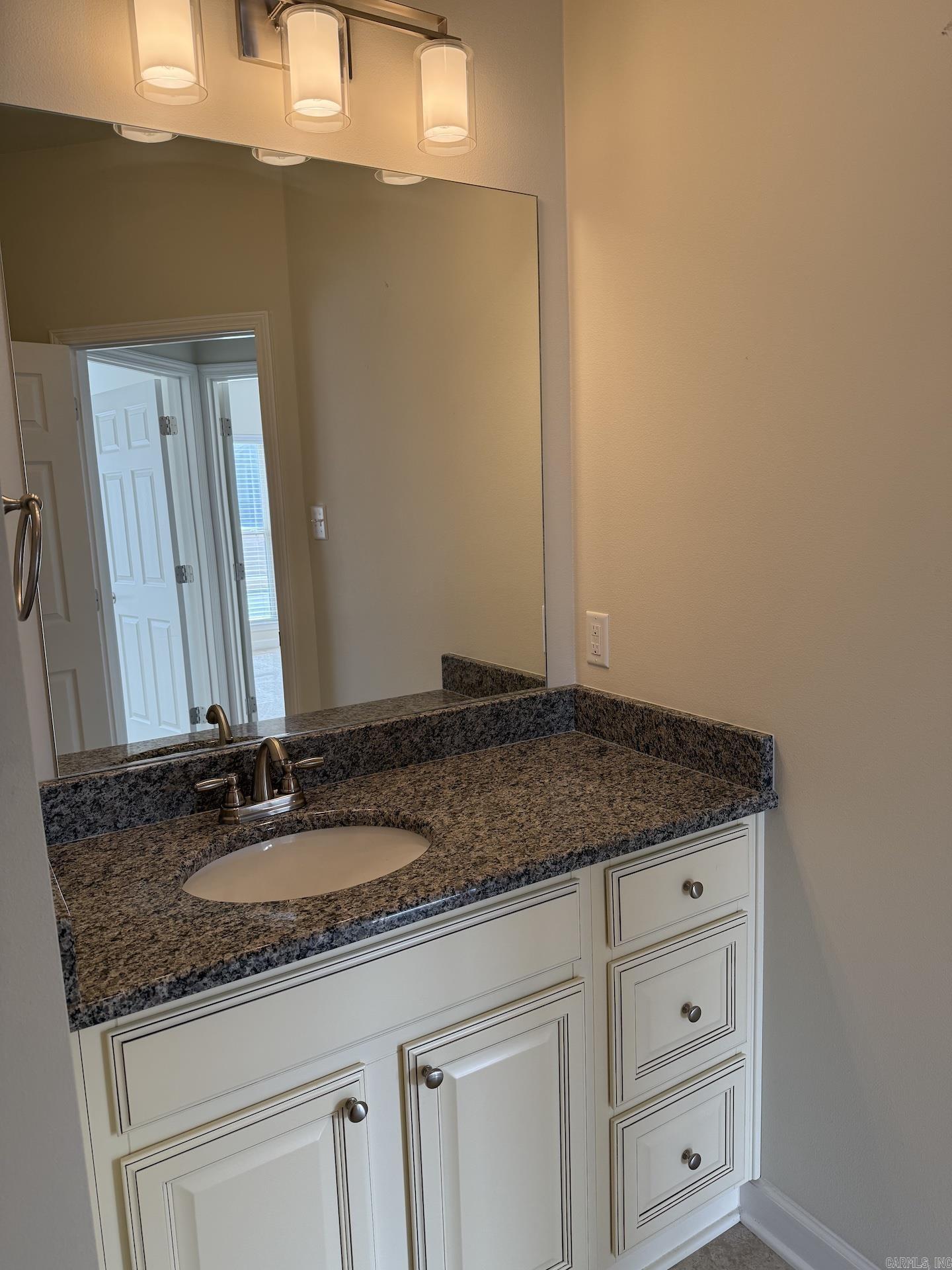 MOUNTAIN TERRACE ESTATES TOWNHOM - Residential