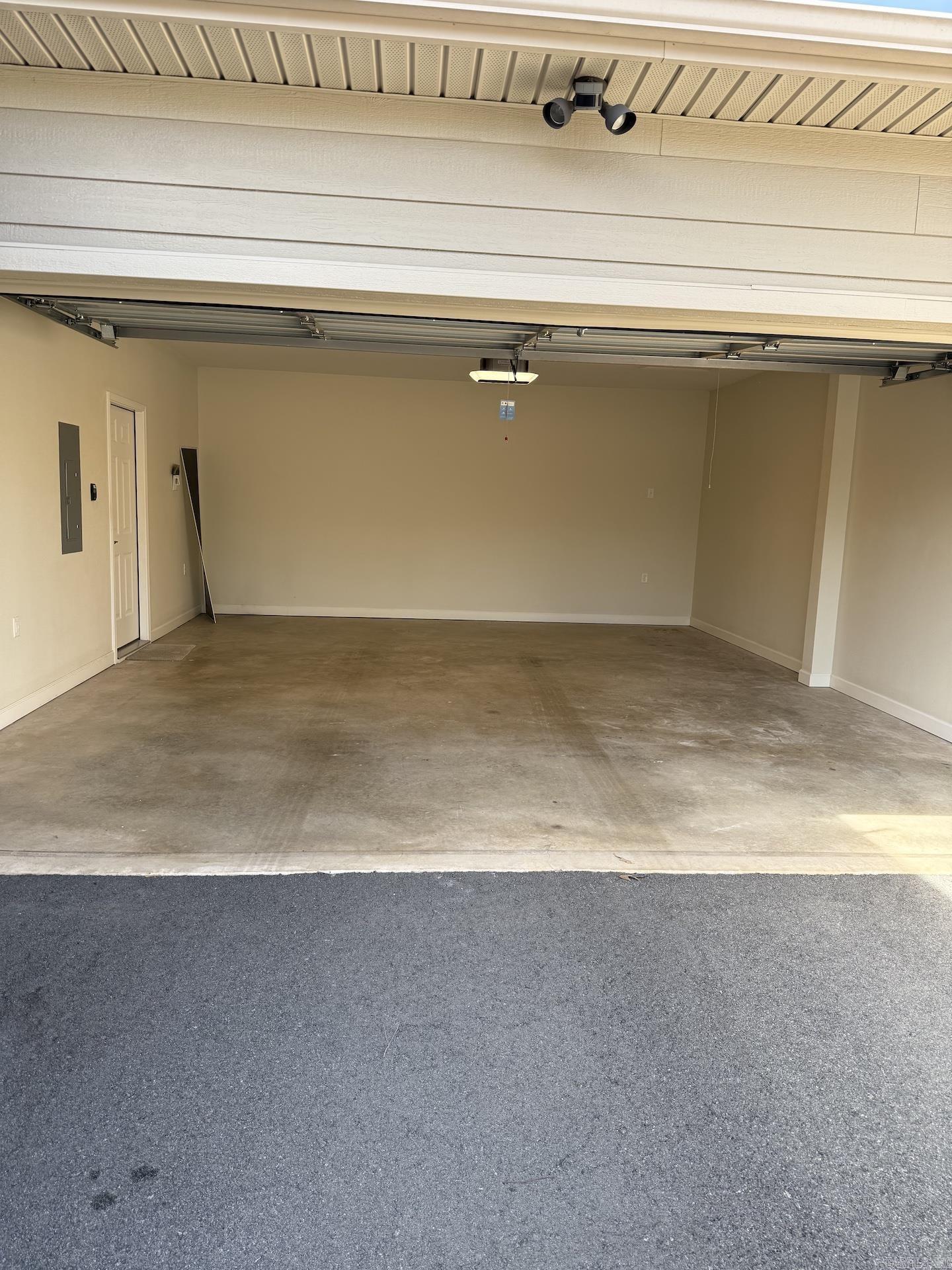 MOUNTAIN TERRACE ESTATES TOWNHOM - Residential