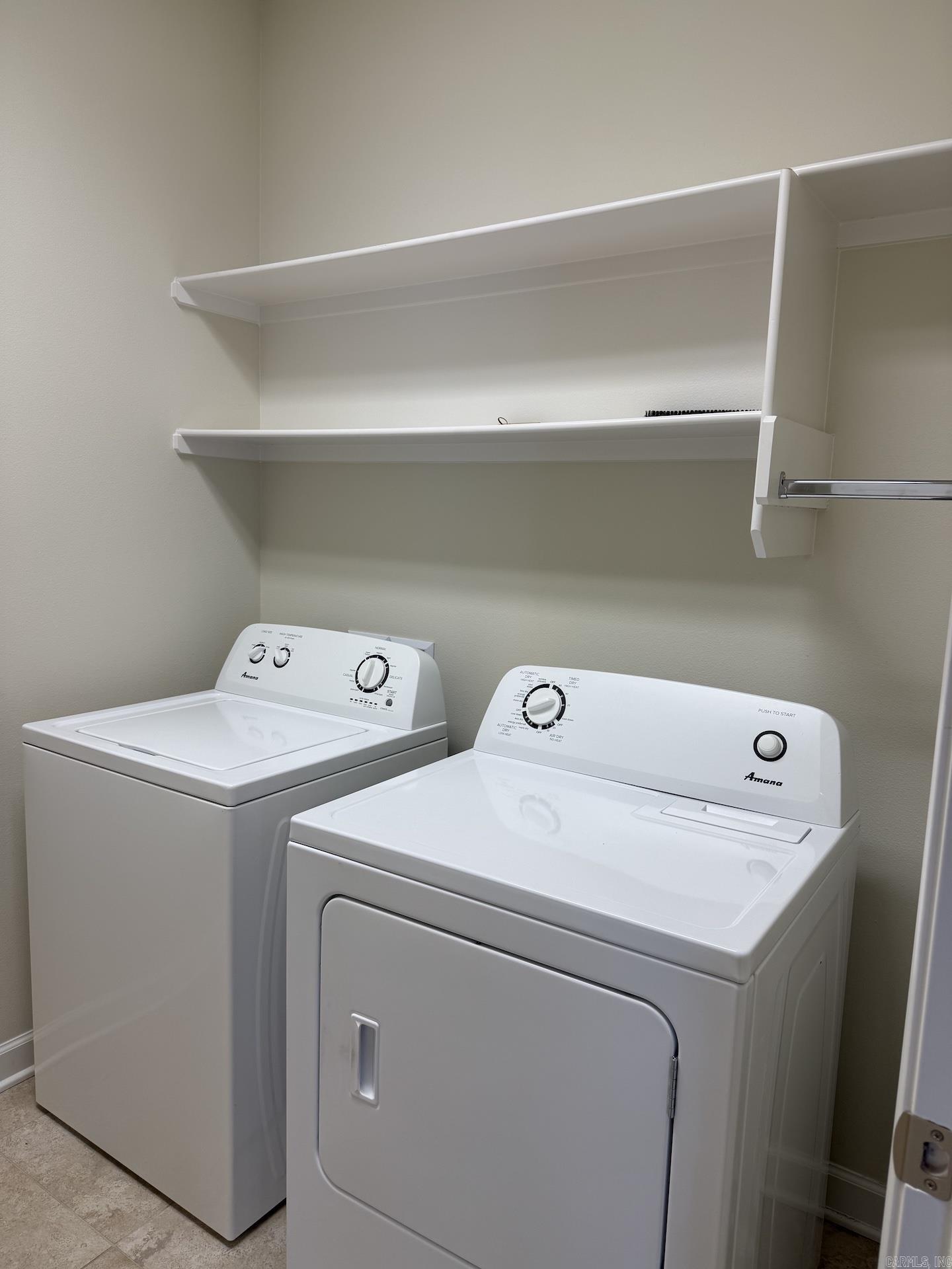 MOUNTAIN TERRACE ESTATES TOWNHOM - Residential