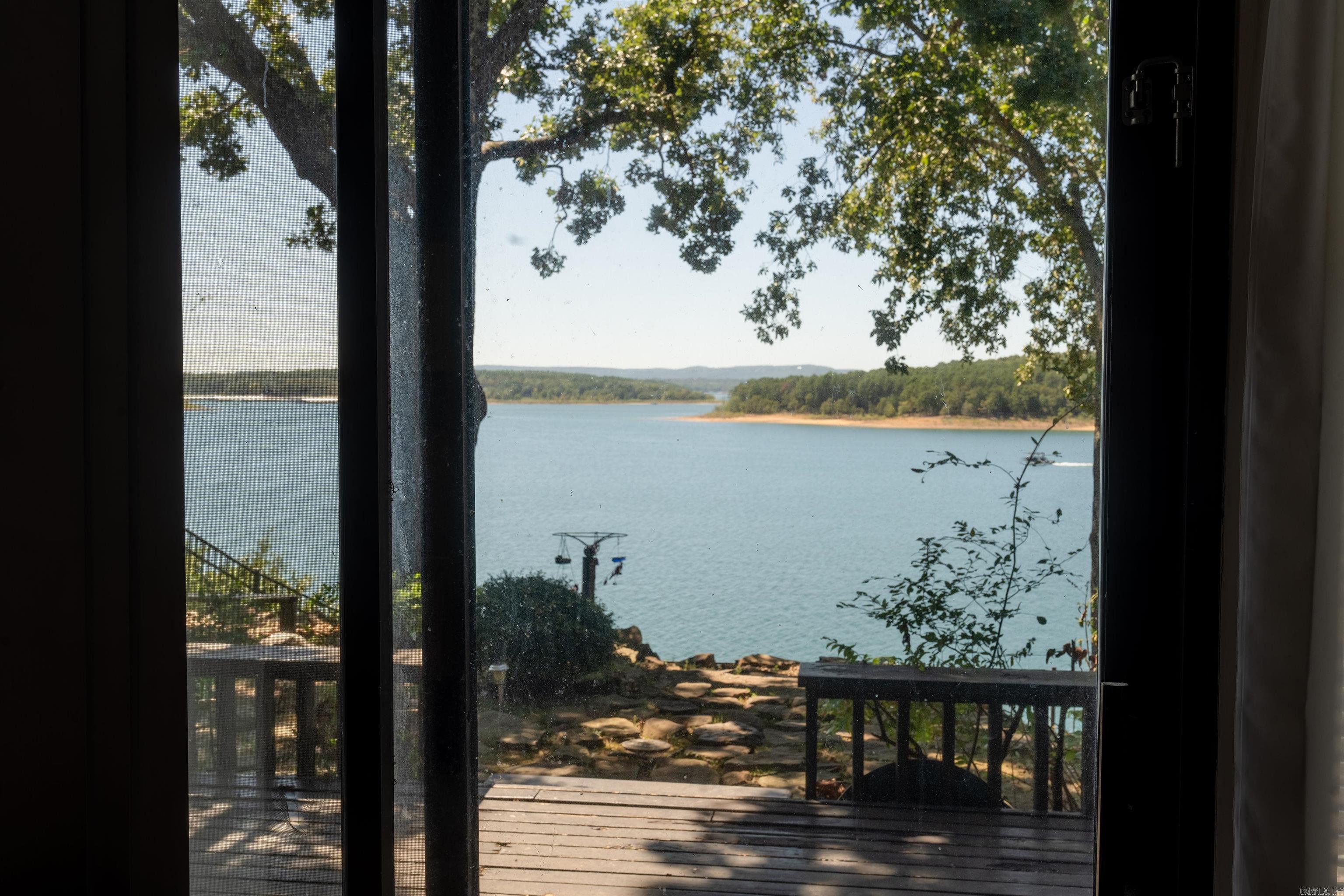 RIVIERA COVE - LAKE - Residential