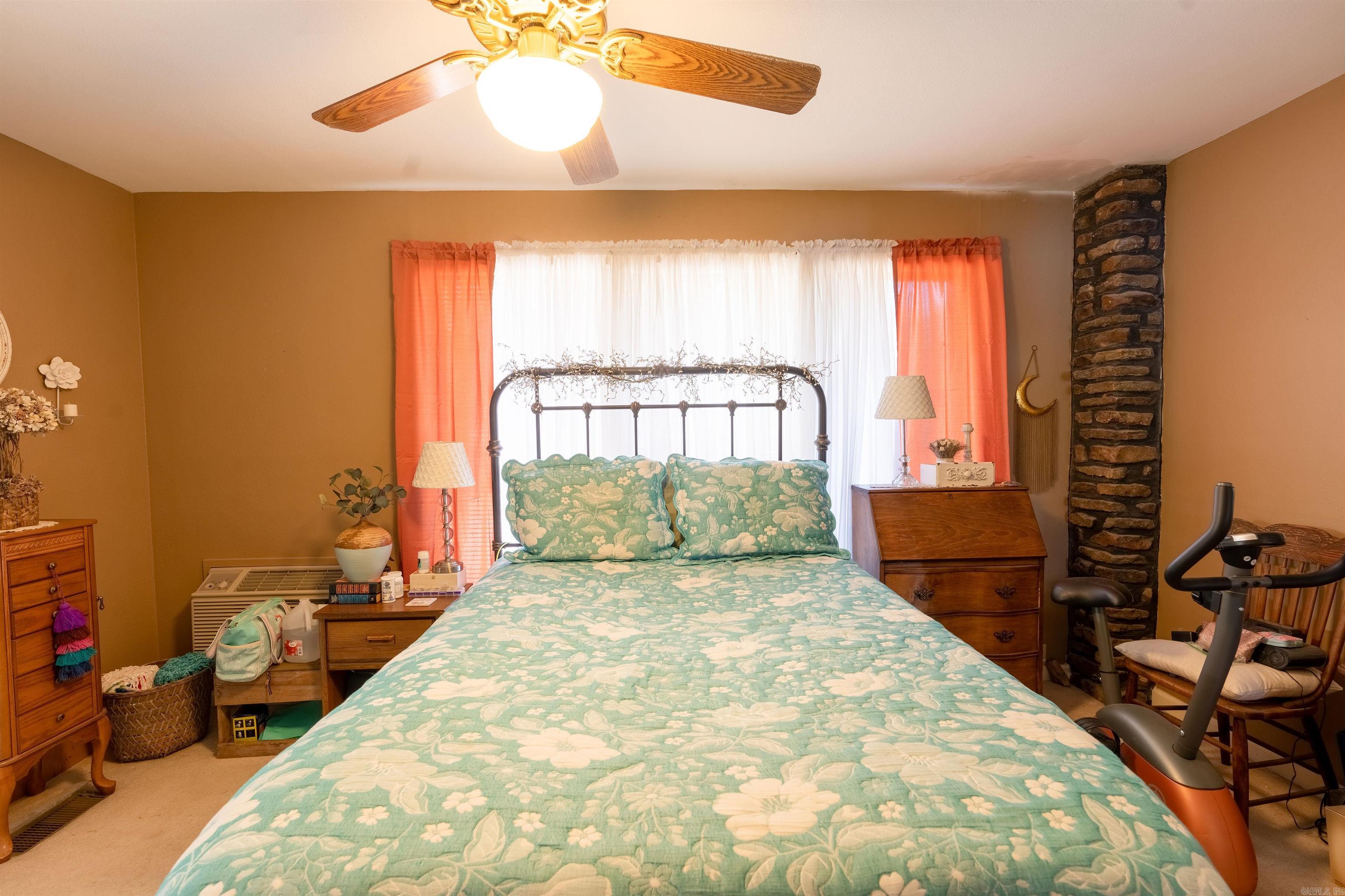 RIVIERA COVE - LAKE - Residential