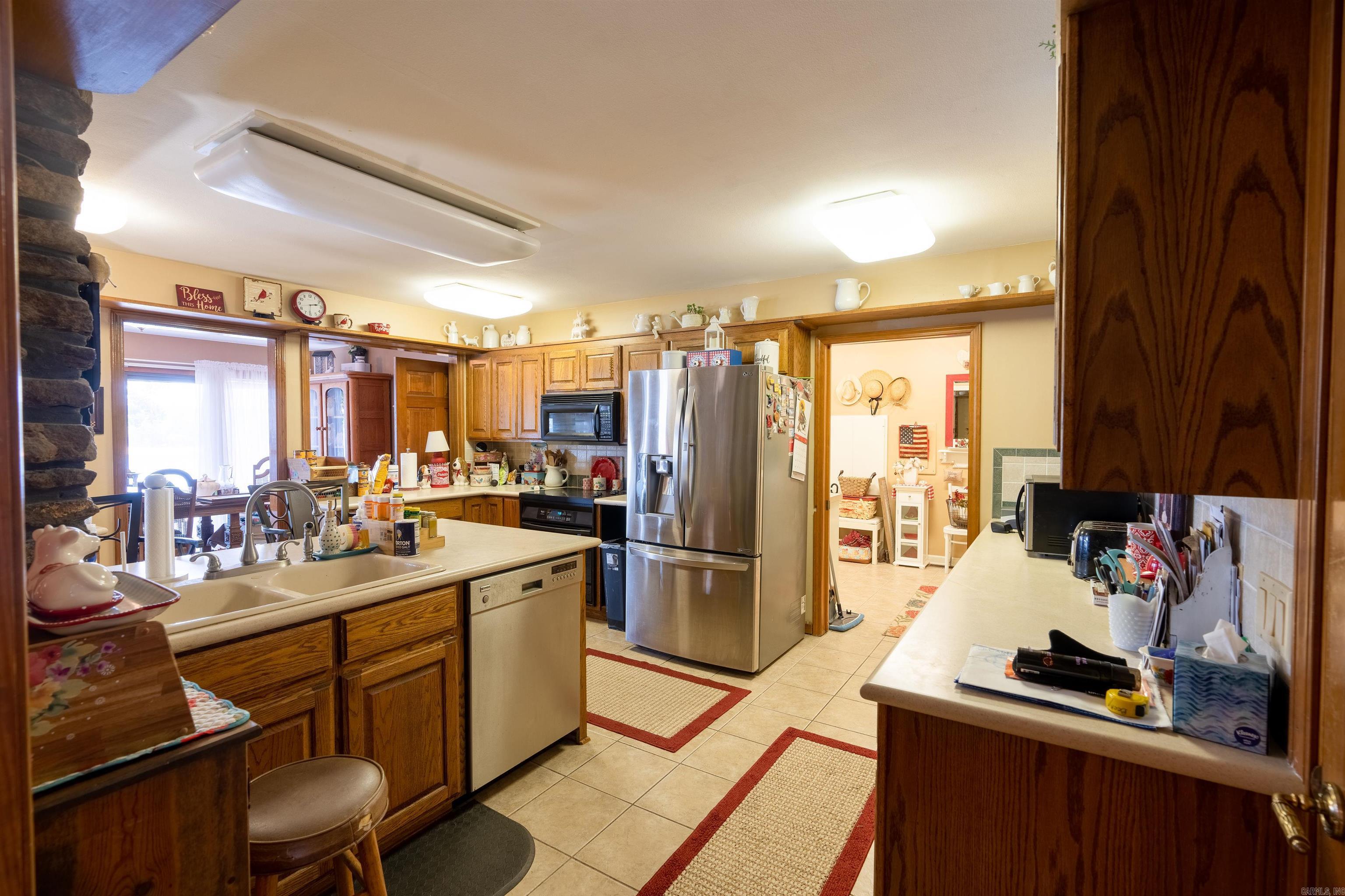 RIVIERA COVE - LAKE - Residential