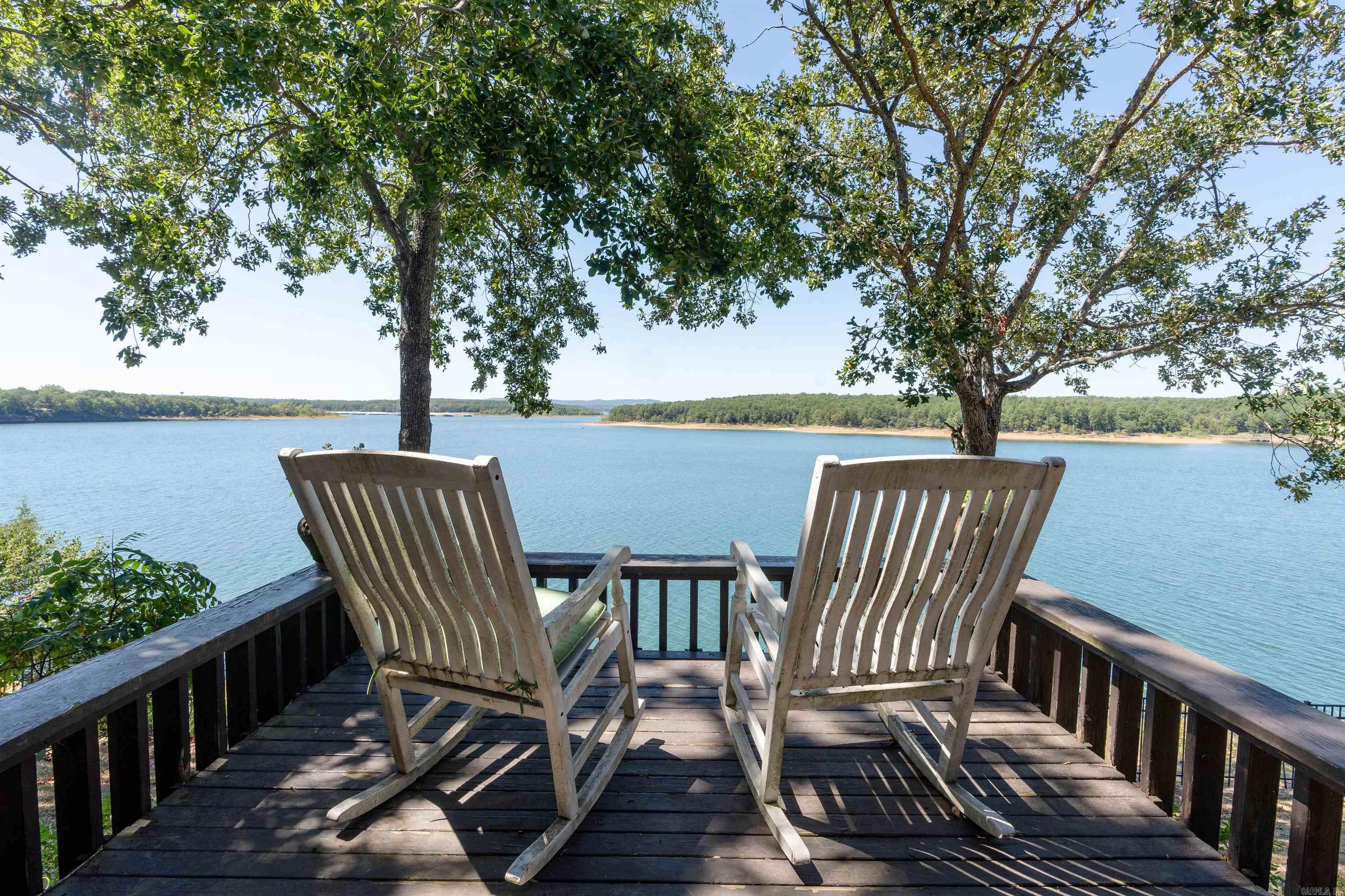 RIVIERA COVE - LAKE - Residential