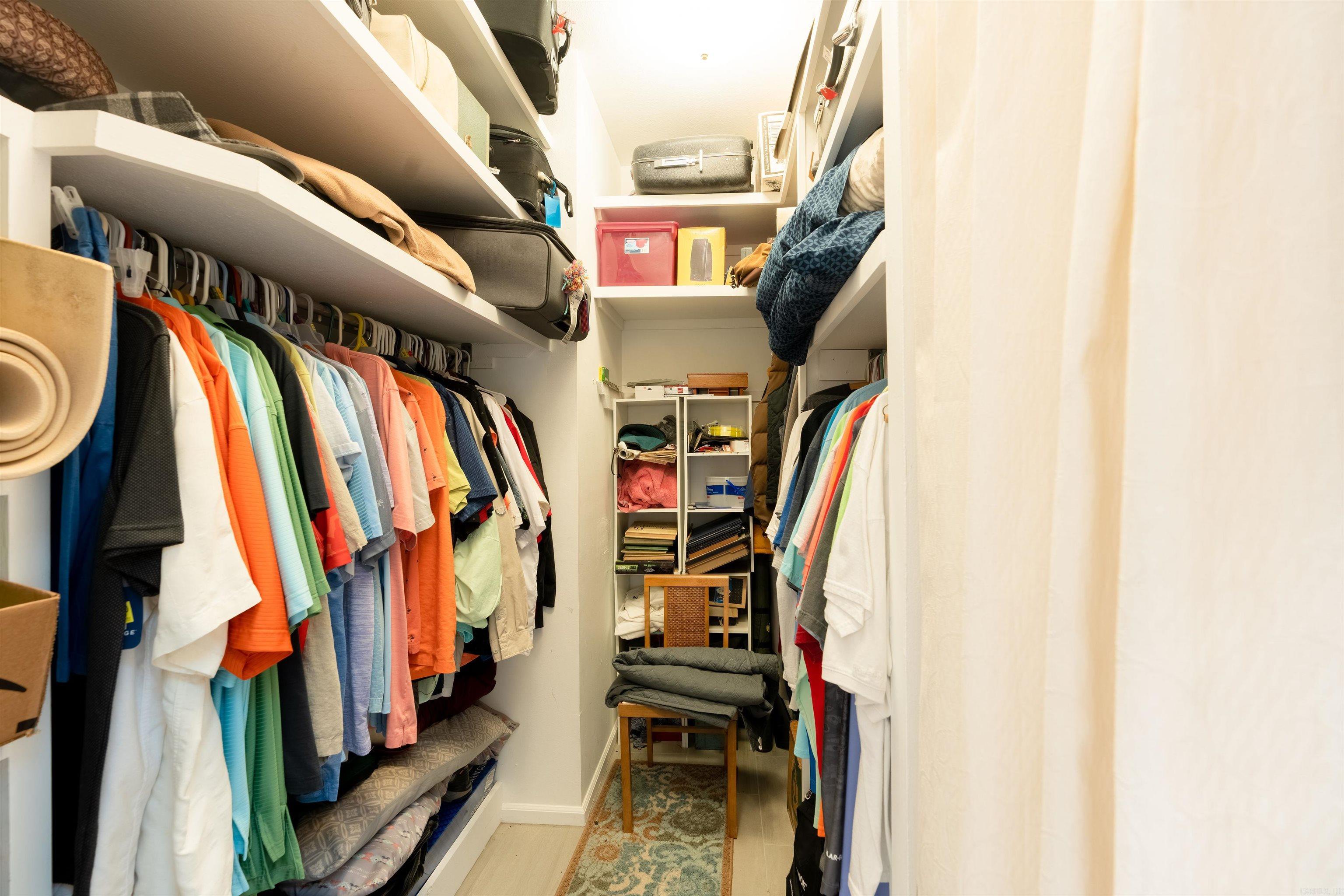 RIVIERA COVE - LAKE - Residential