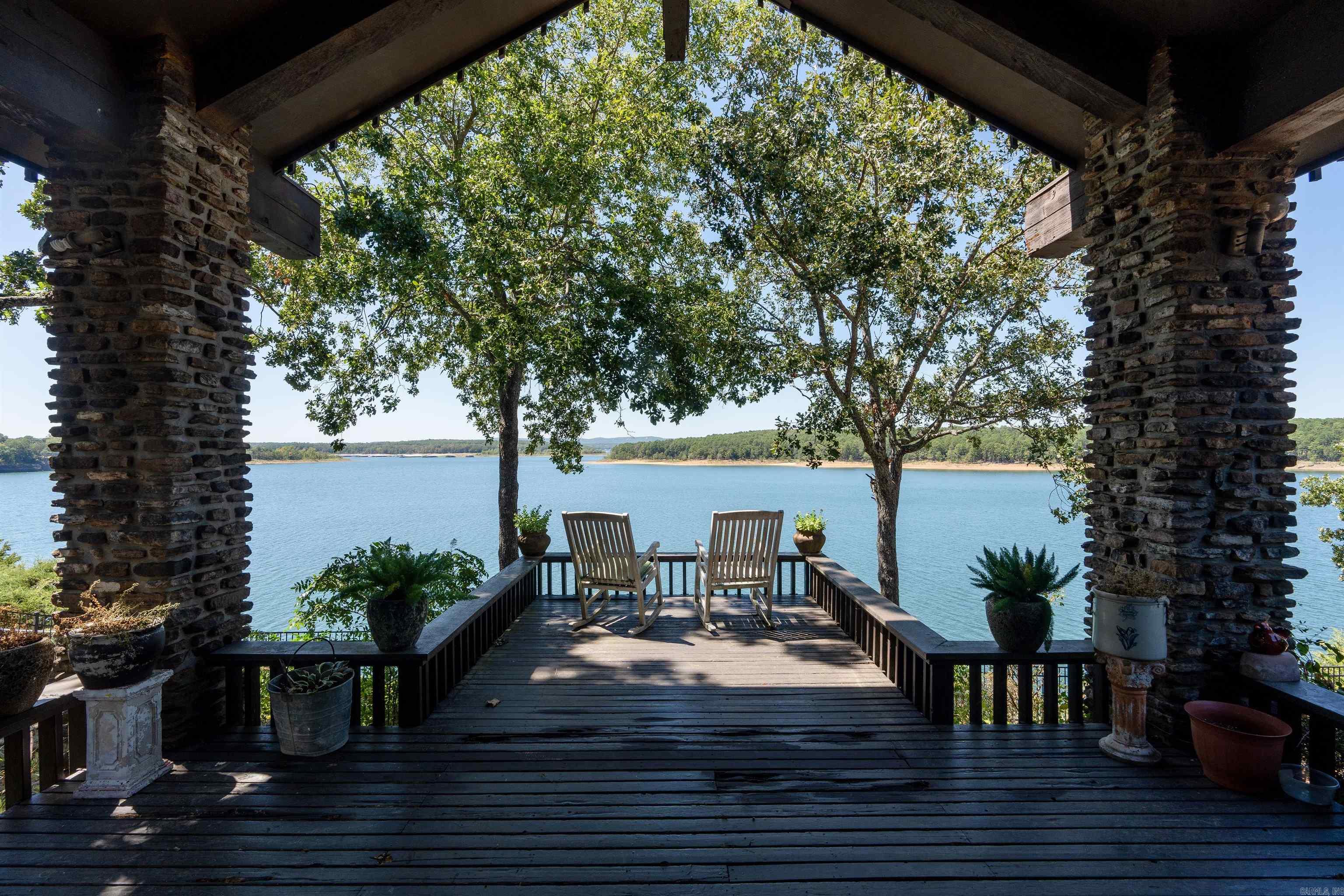 RIVIERA COVE - LAKE - Residential