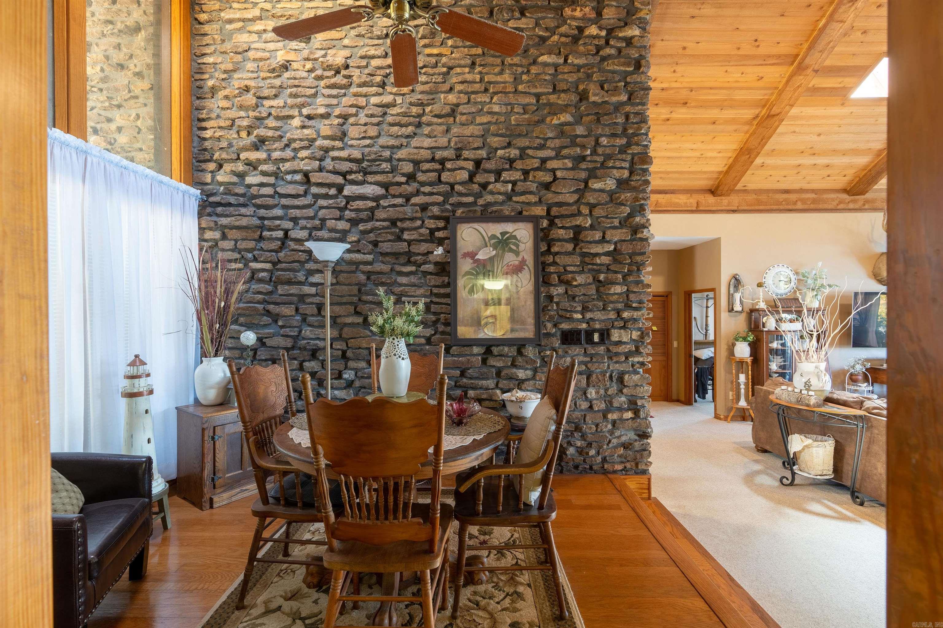 RIVIERA COVE - LAKE - Residential