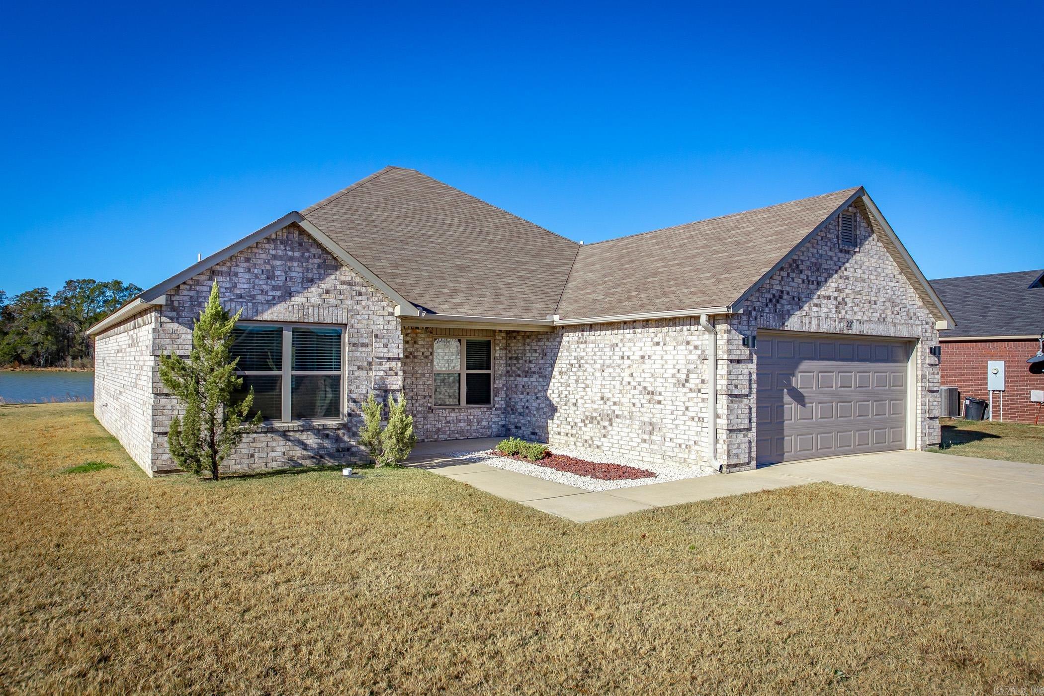 STONEHENGE PLACE - Residential