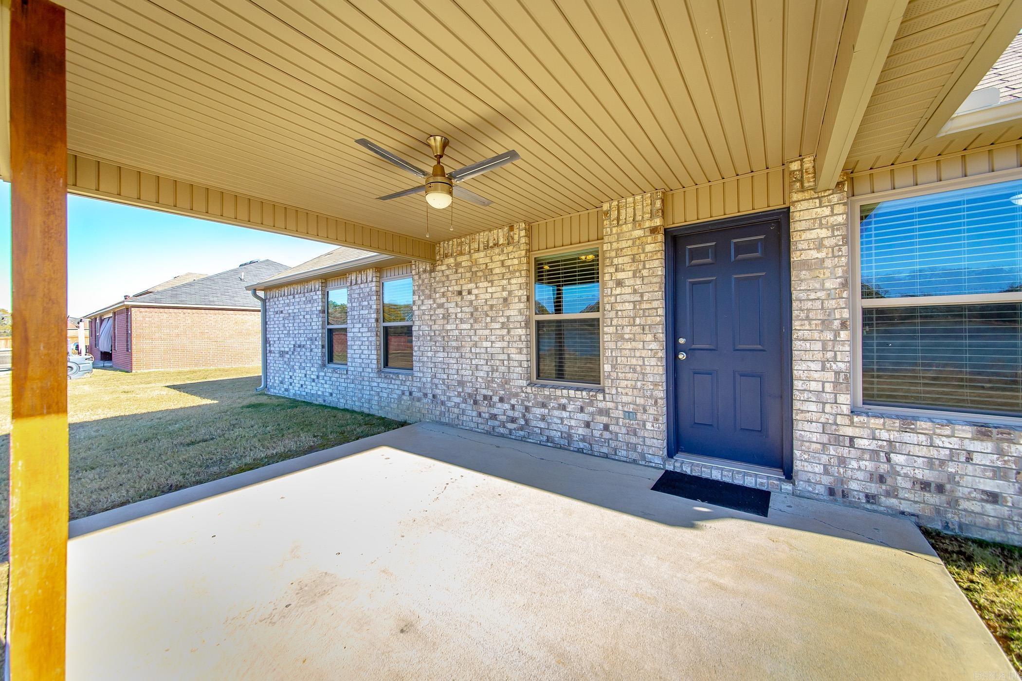 STONEHENGE PLACE - Residential