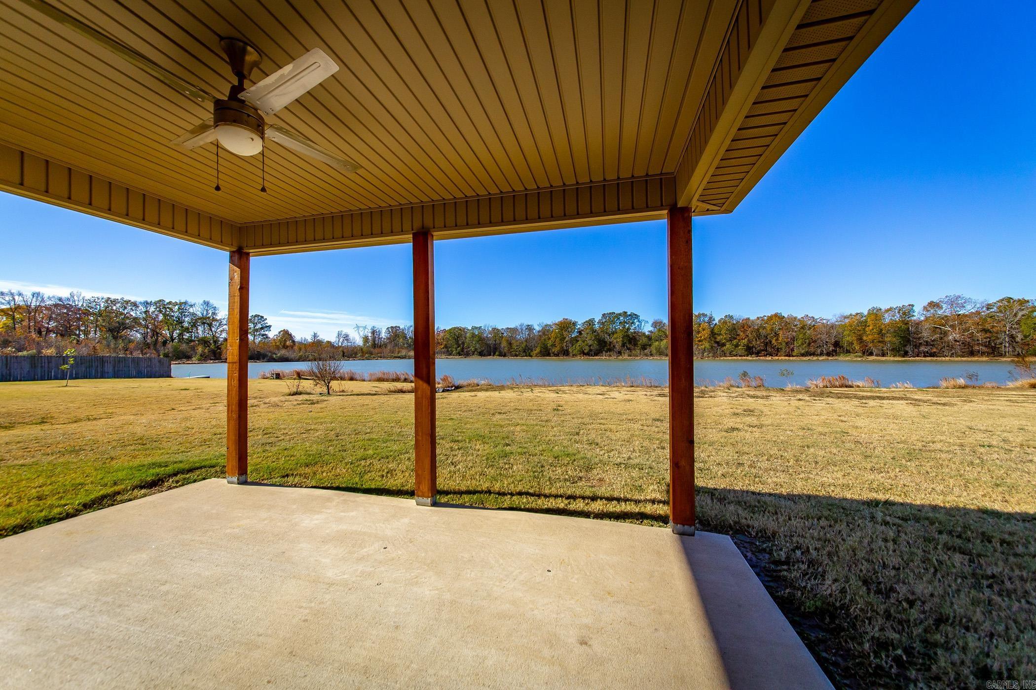 STONEHENGE PLACE - Residential