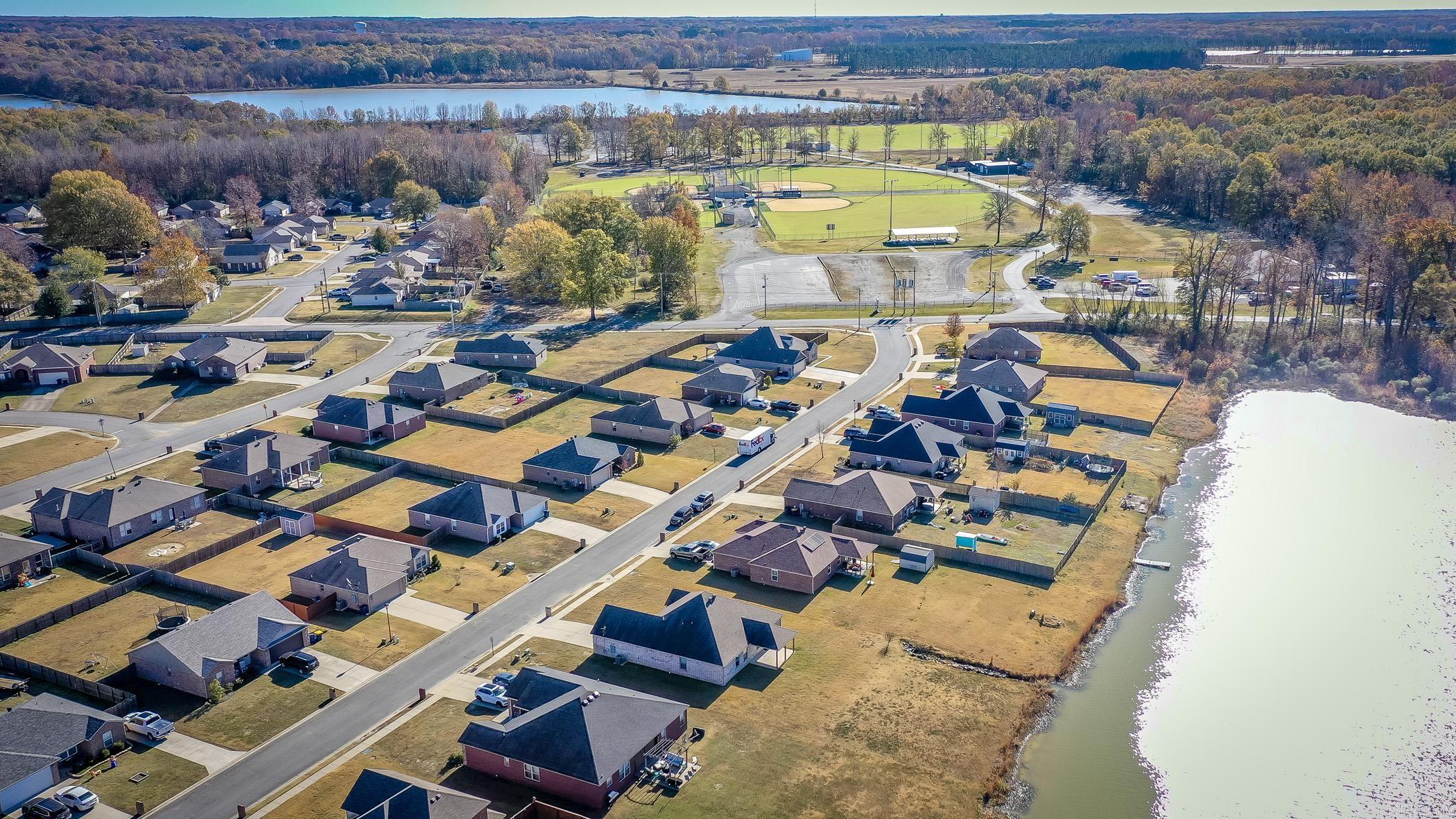 STONEHENGE PLACE - Residential