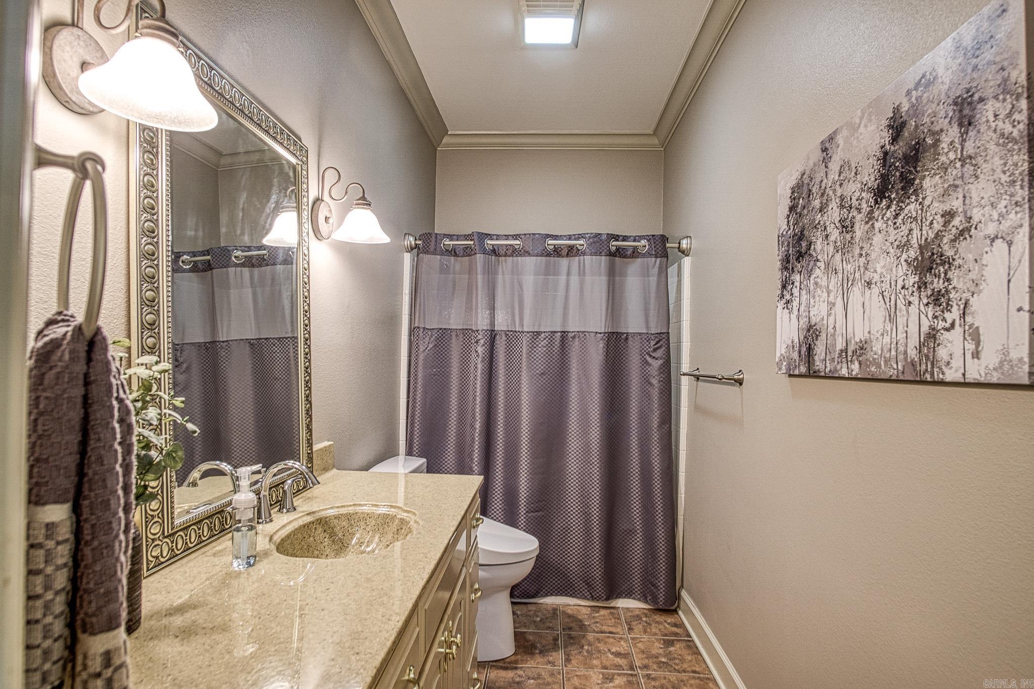 MEADOW-WOOD - Residential