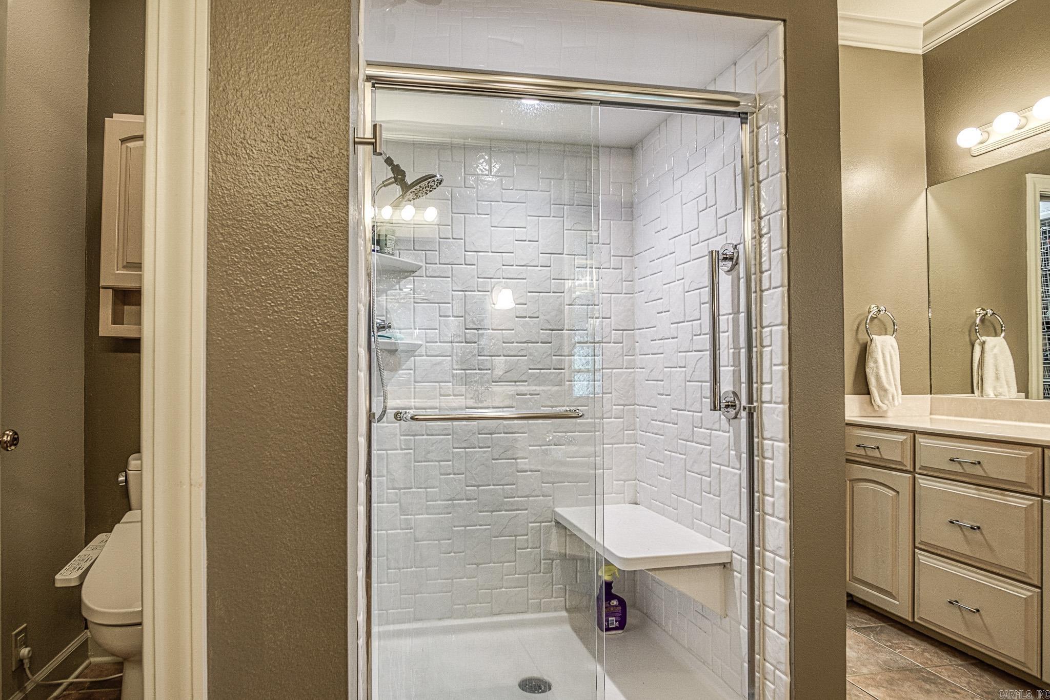 MEADOW-WOOD - Residential