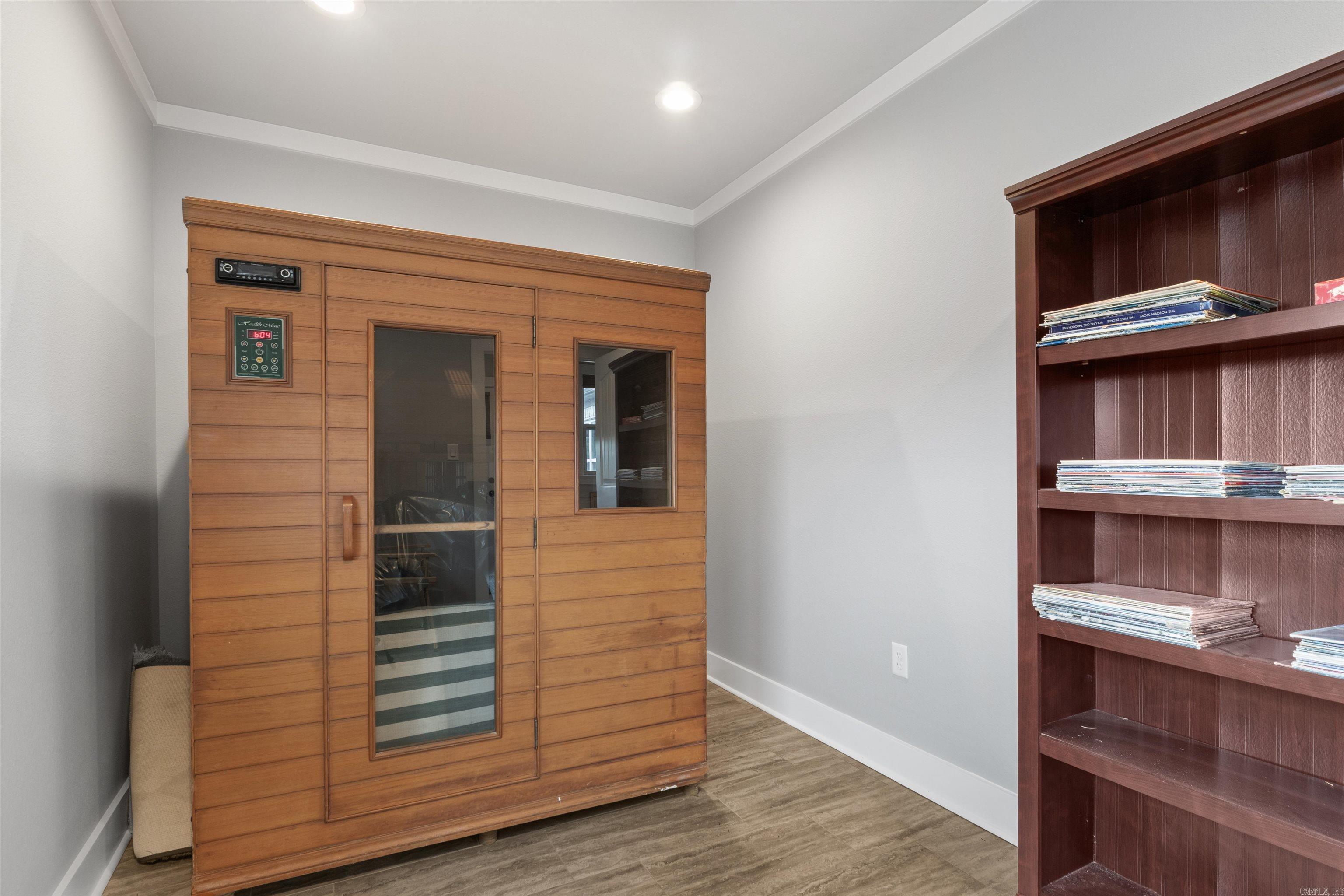 LOCHRIDGE ESTATES - Residential