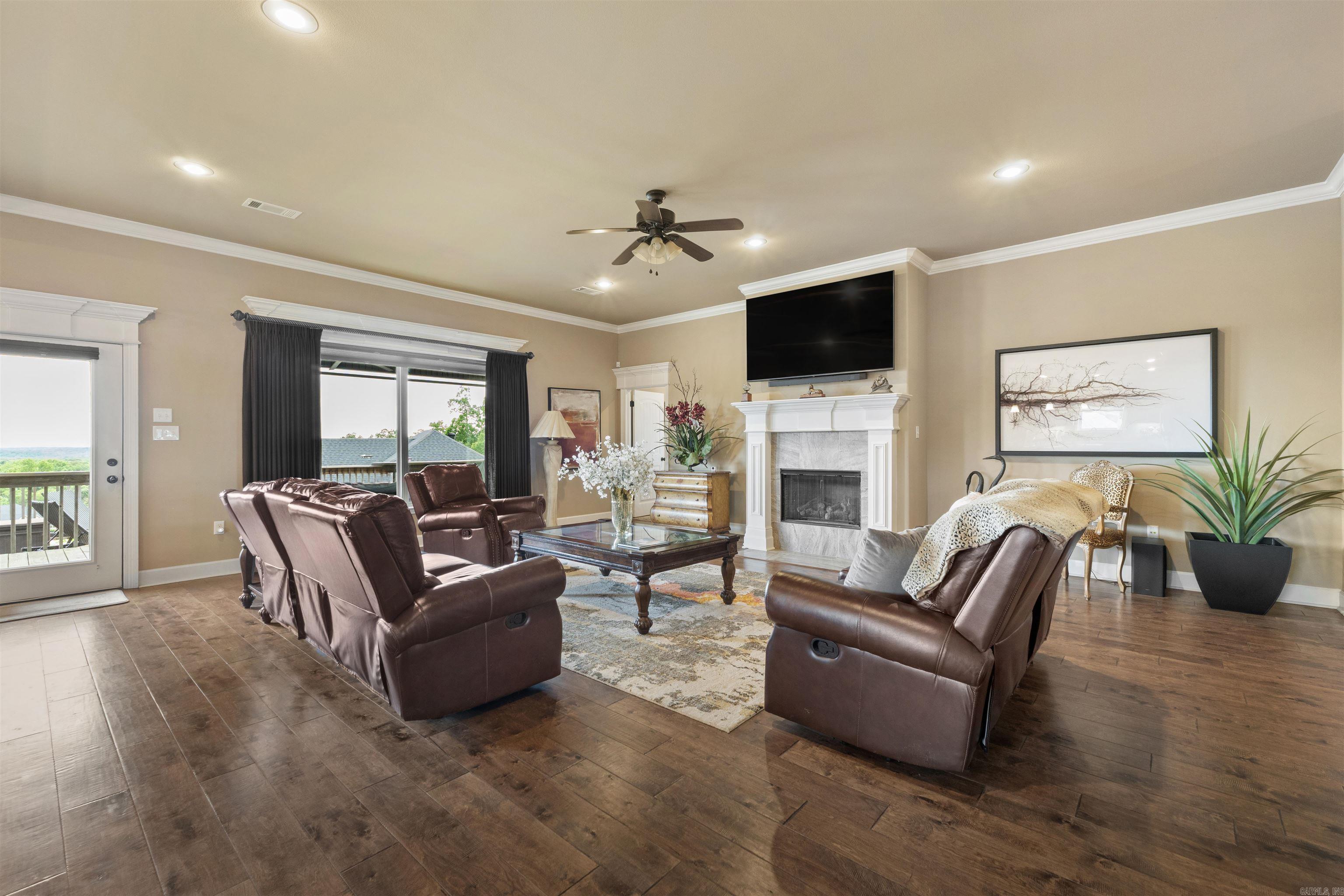 LOCHRIDGE ESTATES - Residential