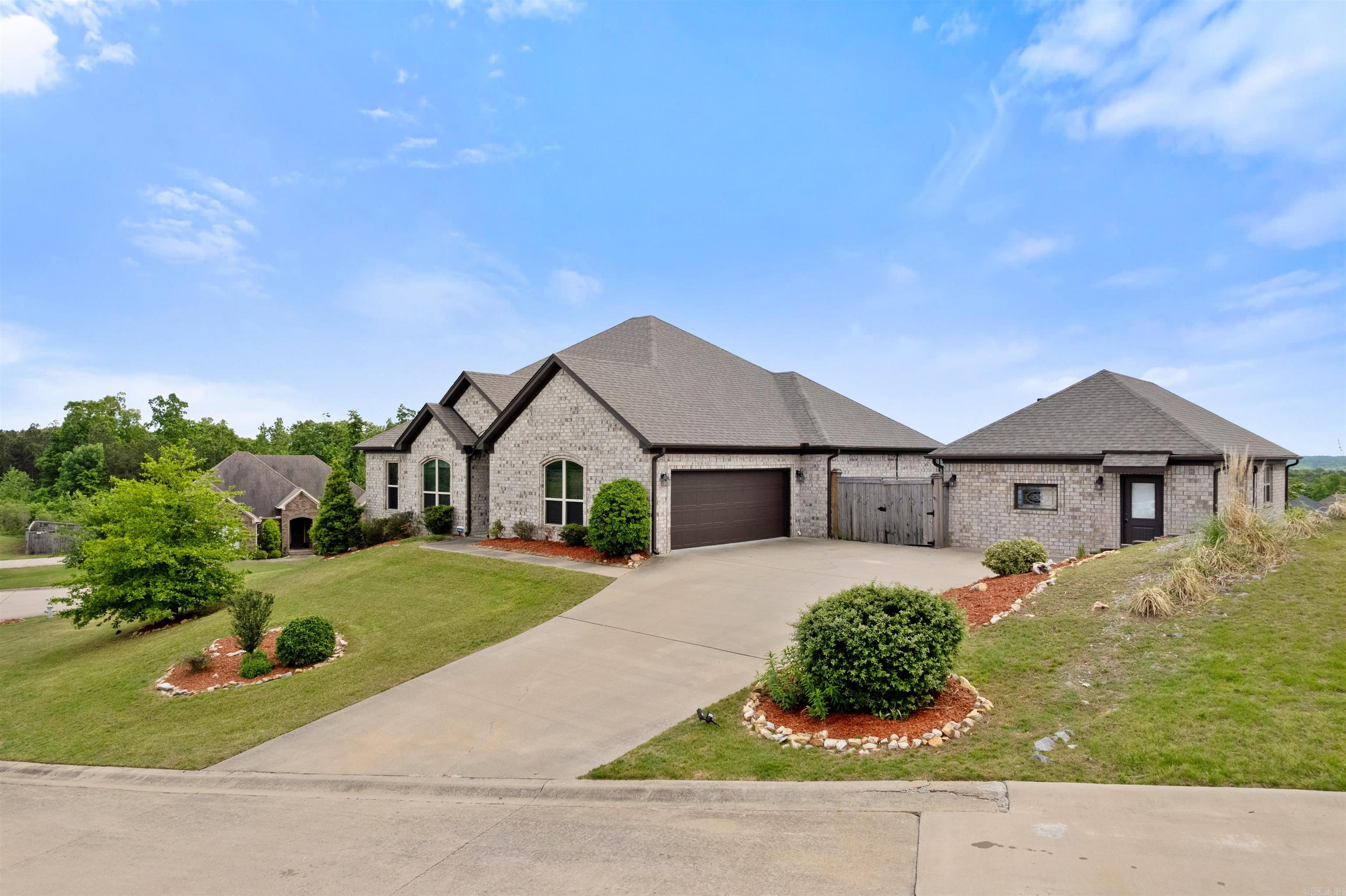 LOCHRIDGE ESTATES - Residential