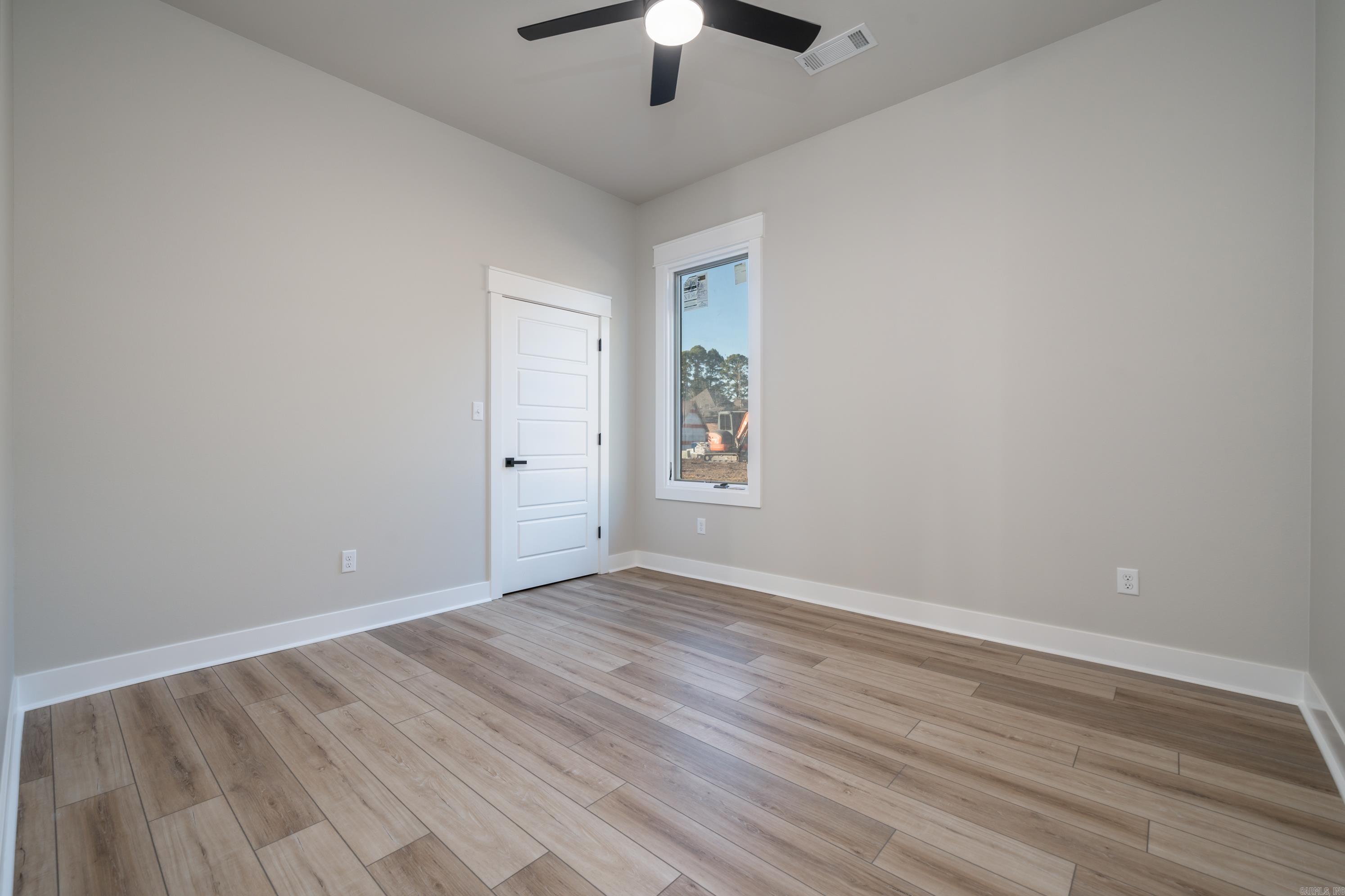 ARLINGTON PARK - Residential