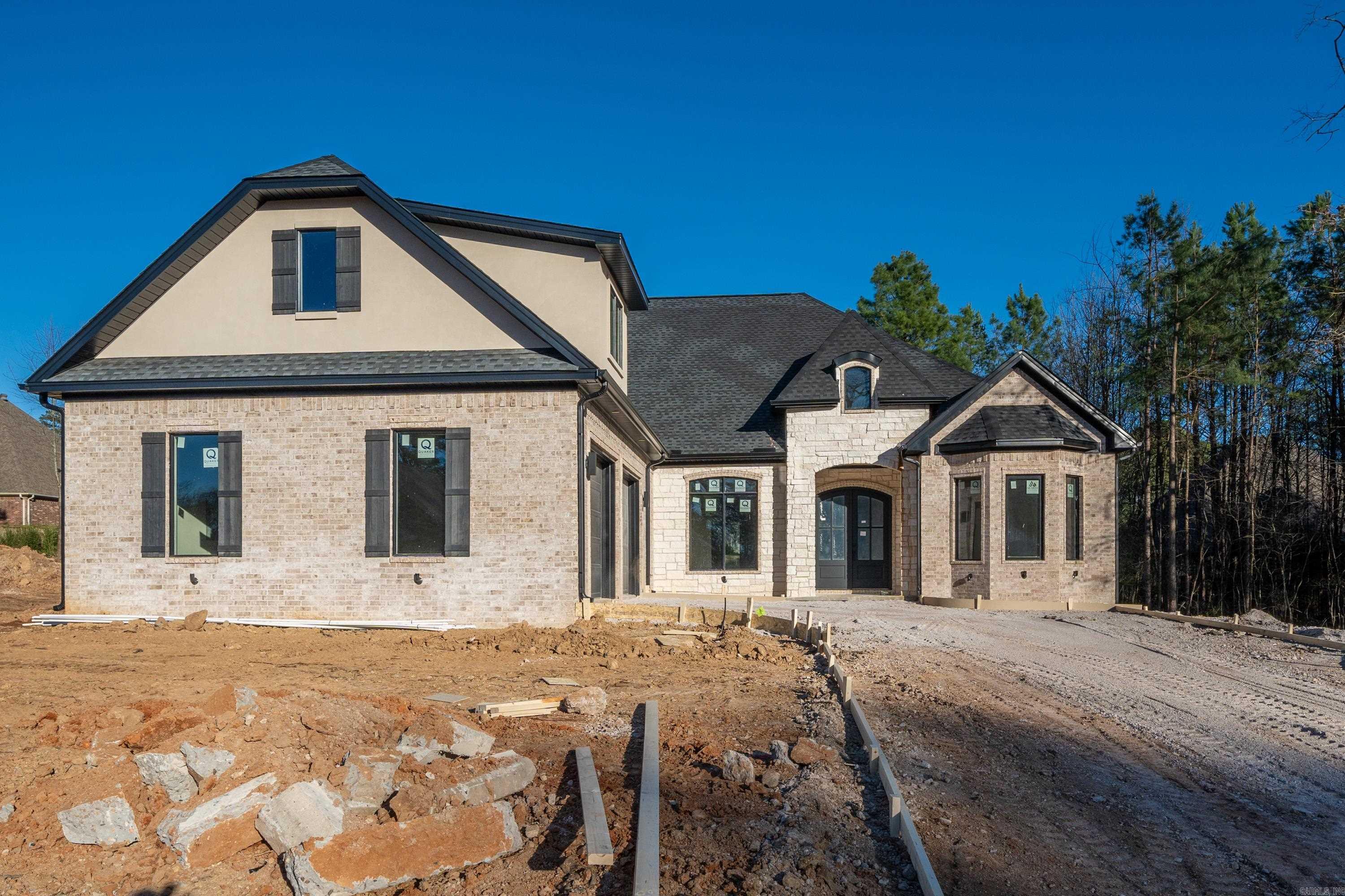 ARLINGTON PARK - Residential