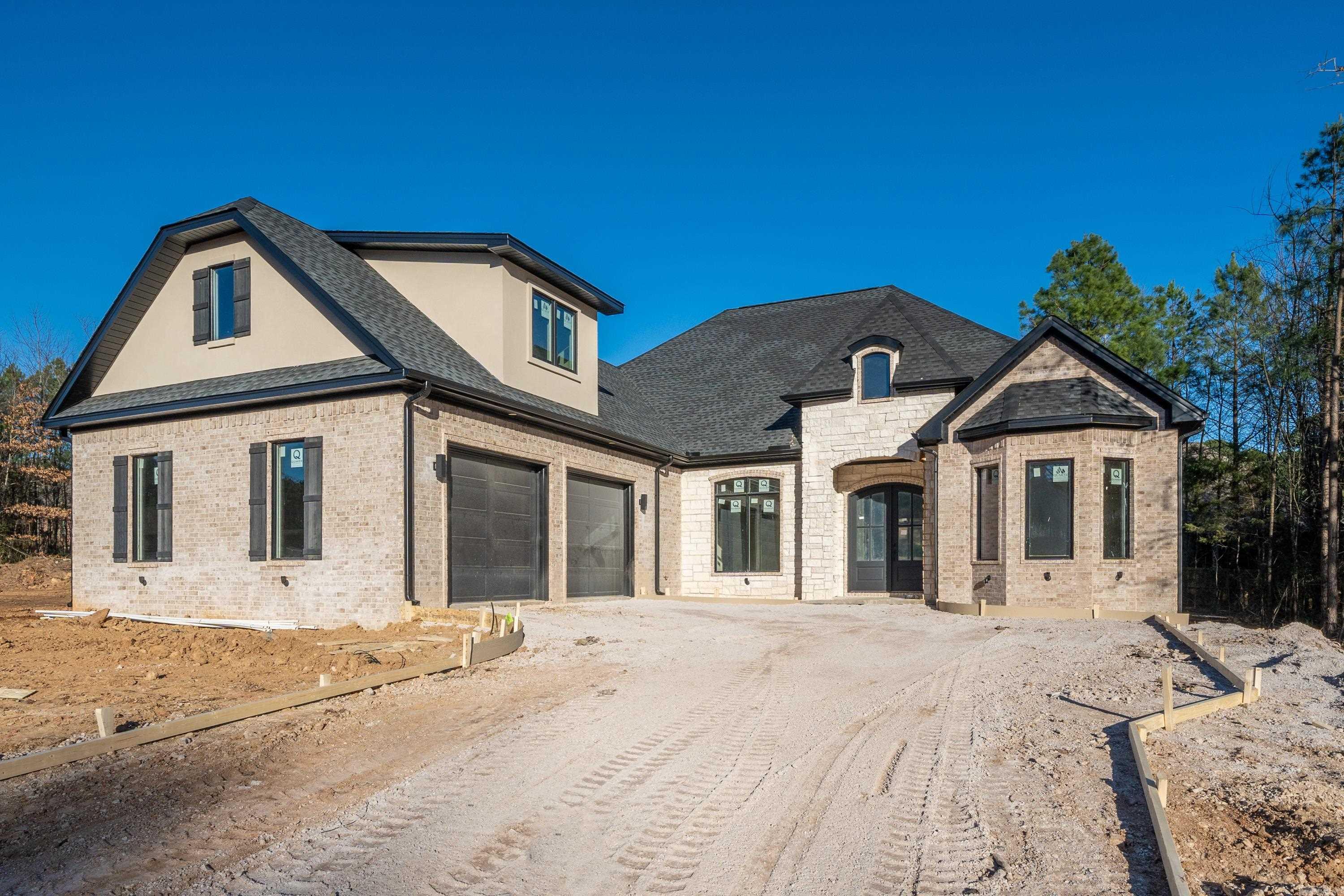ARLINGTON PARK - Residential