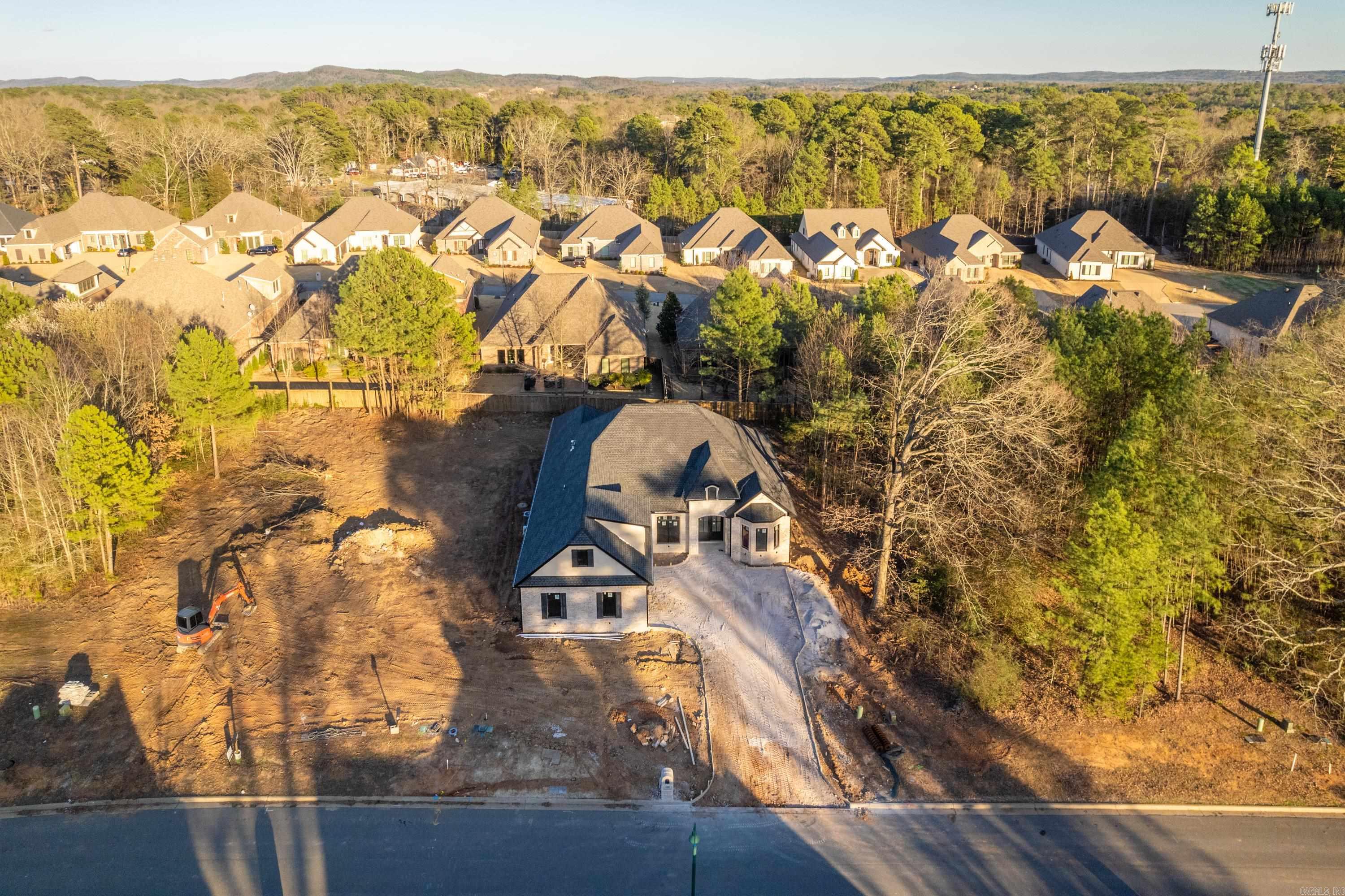 ARLINGTON PARK - Residential